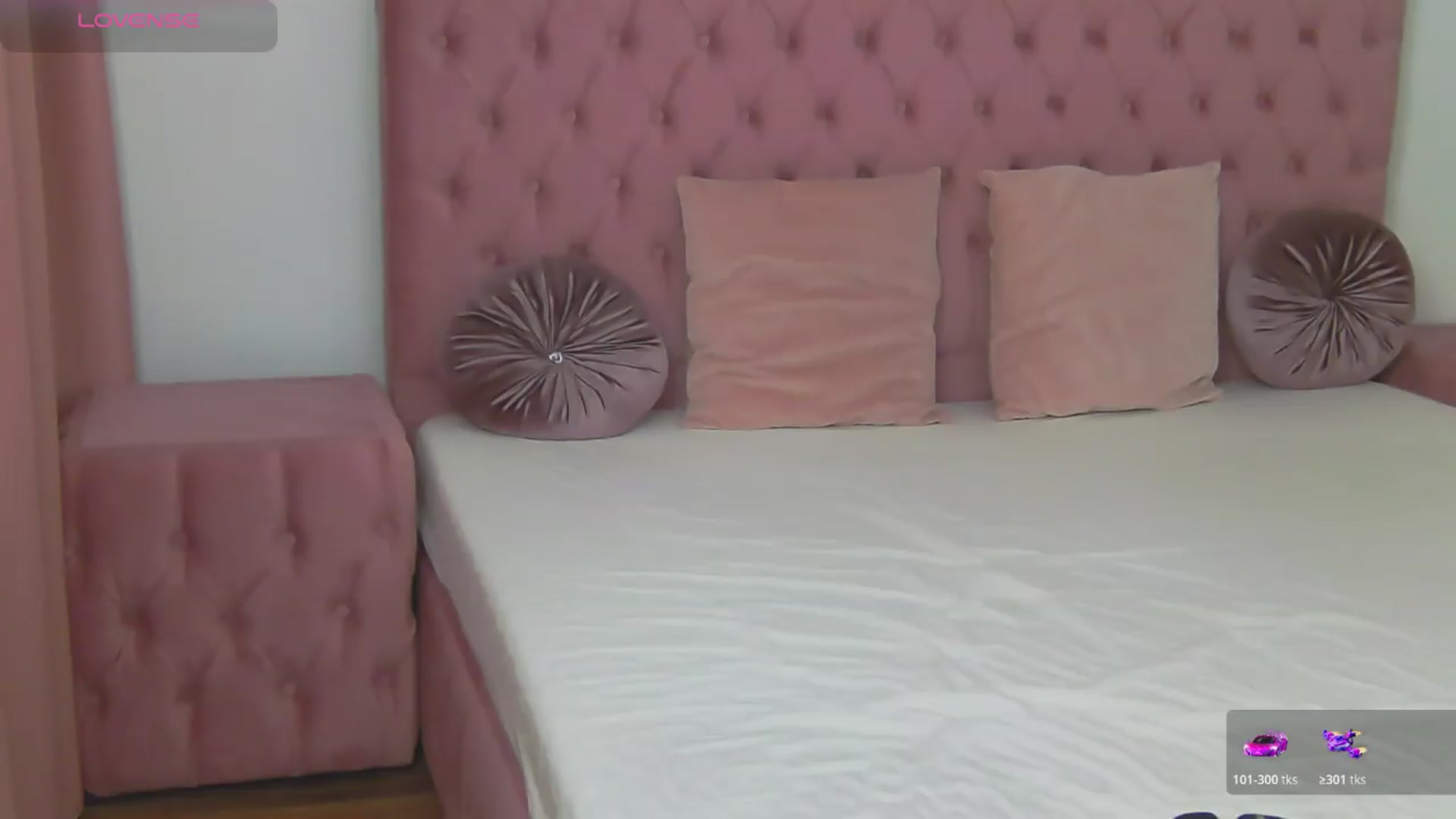 Gallery image thumbnail from PinkSexxe's myfreecams stream on, 05/18/2026, 11:43 image 10 of 20