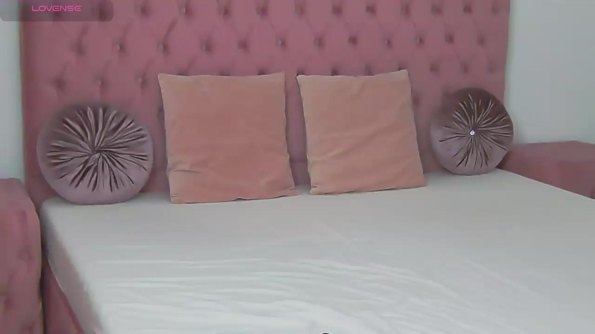 Gallery image thumbnail from PinkSexxe's myfreecams stream on, 06/20/2026, 11:56 image 15 of 20
