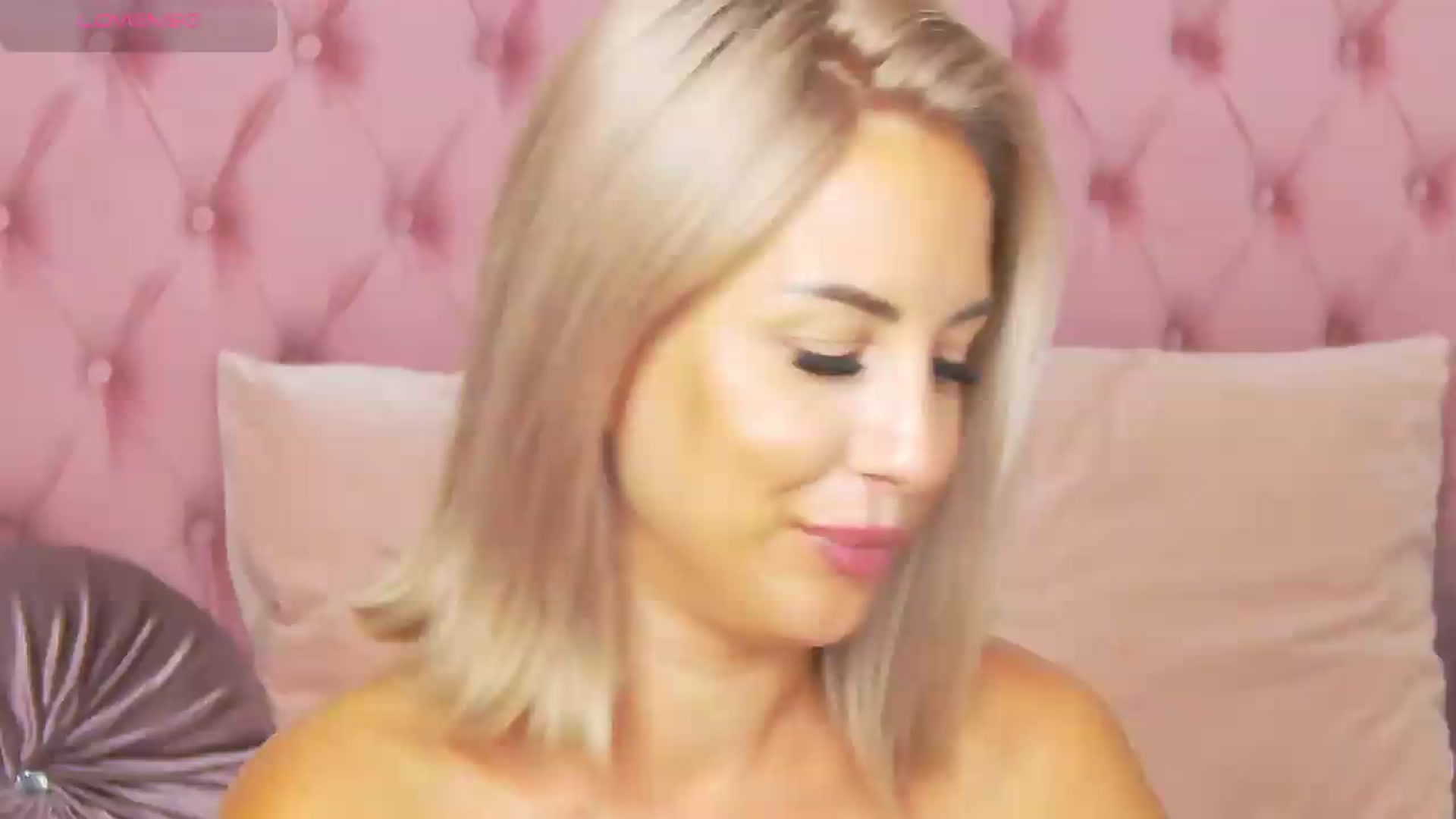 Gallery image thumbnail from PinkSexxe's myfreecams stream on, 08/09/2026, 16:06 image 12 of 20