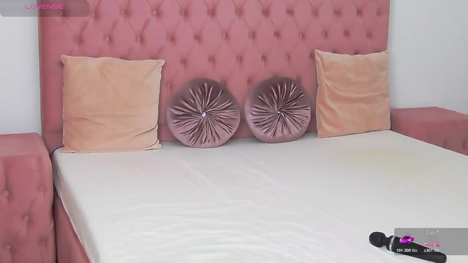Gallery image thumbnail from PinkSexxe's myfreecams stream on, 09/08/2026, 12:39 image 8 of 20