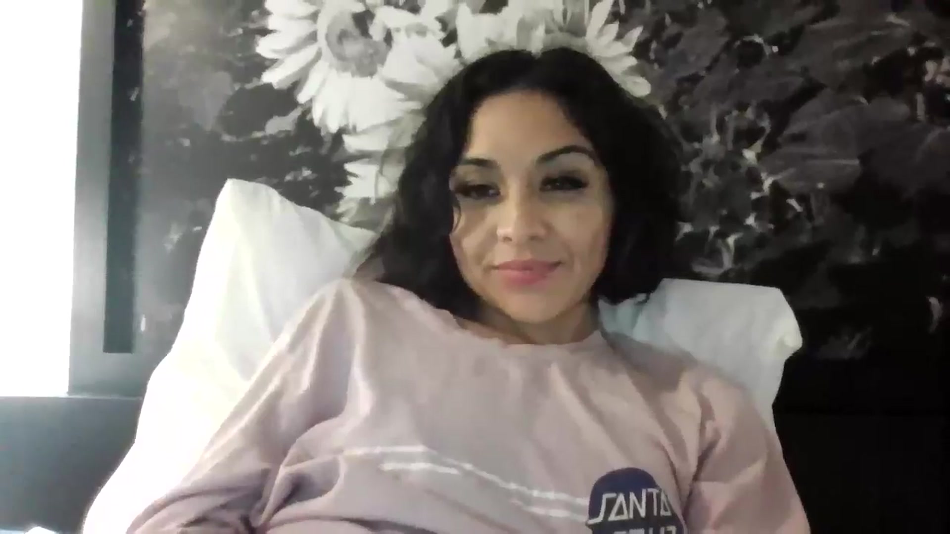 Gallery image thumbnail from PinkSushi's myfreecams stream on, 07/26/2025, 13:27 image 16 of 20