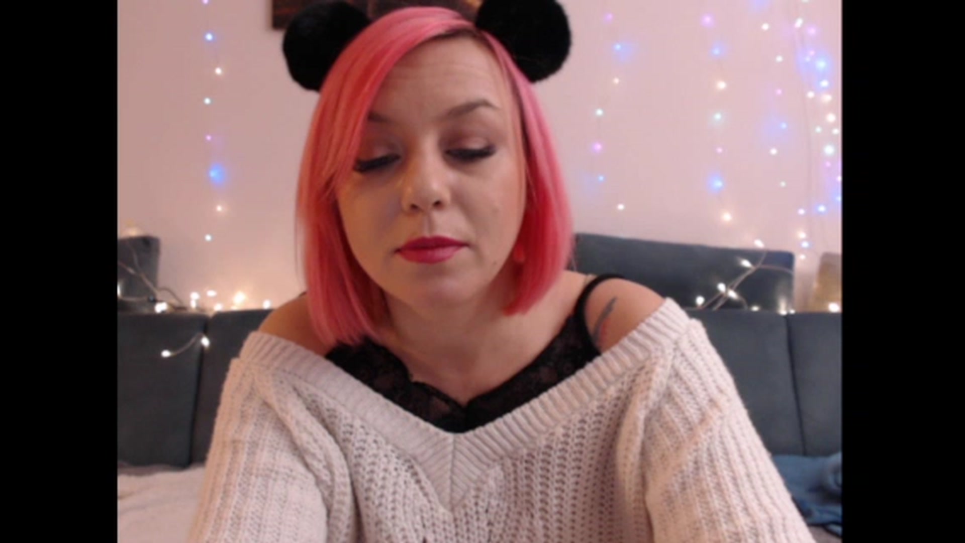 Gallery image thumbnail from PinkVonTease's myfreecams stream on, 11/22/2023, 15:20 image 6 of 20