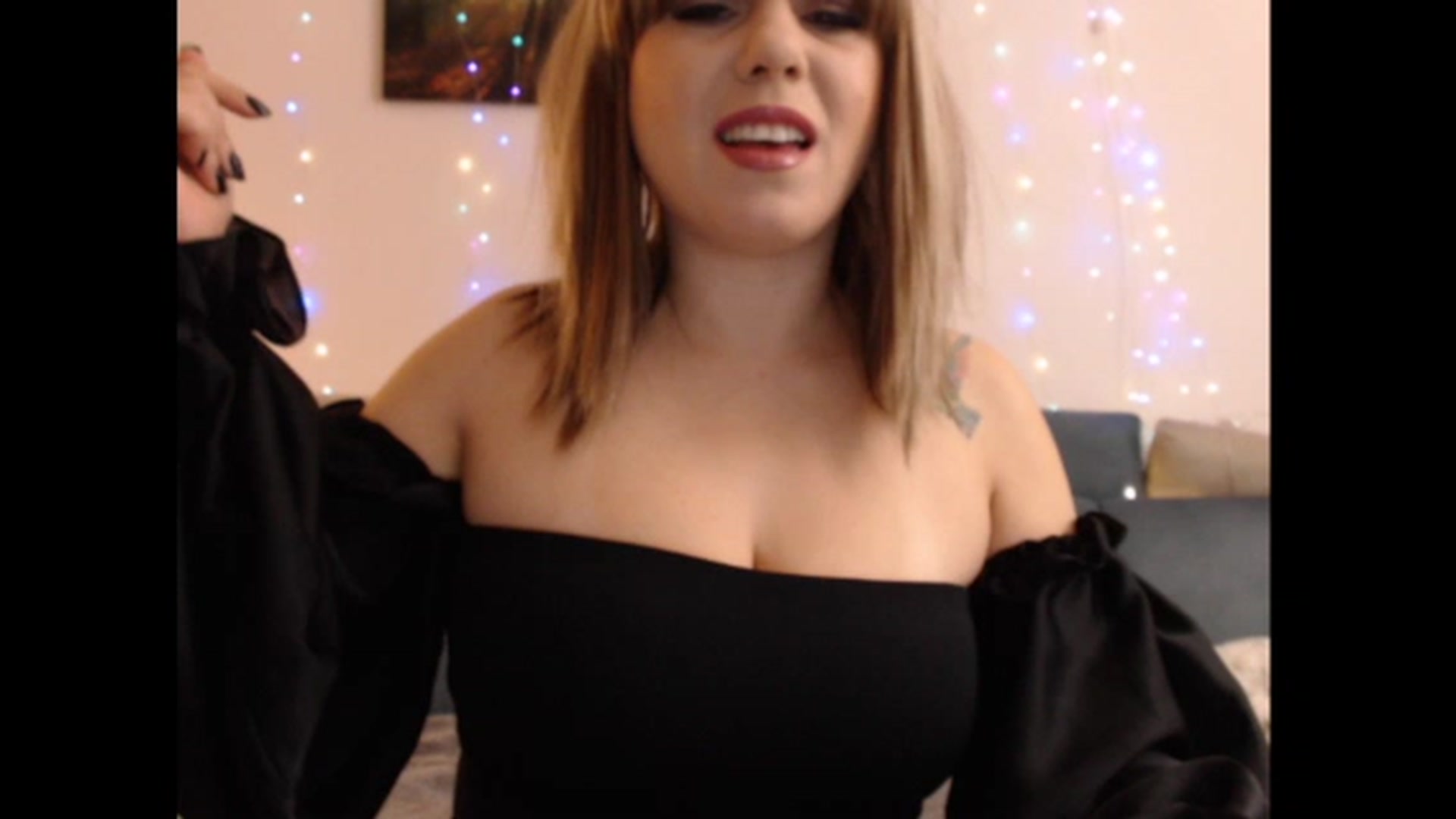 Gallery image thumbnail from PinkVonTease's myfreecams stream on, 11/29/2023, 18:33 image 4 of 20
