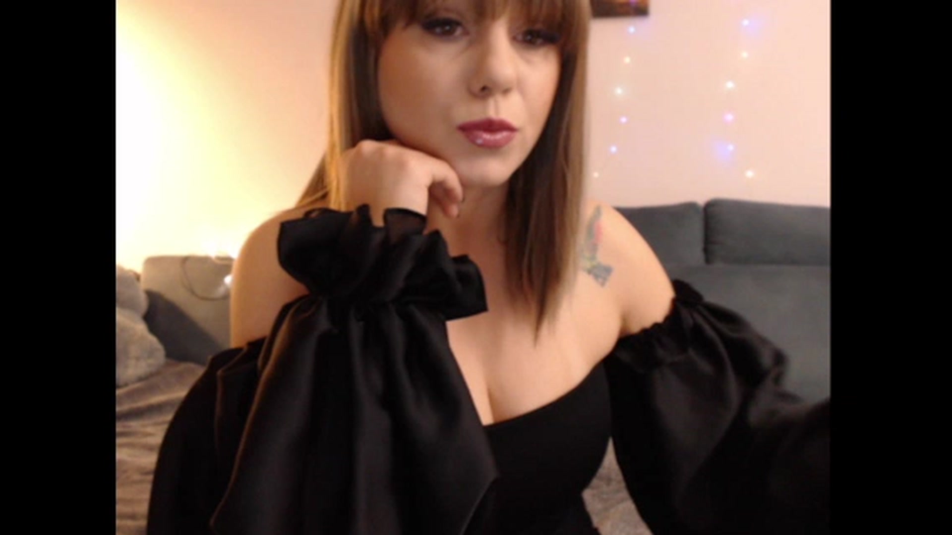Gallery image thumbnail from PinkVonTease's myfreecams stream on, 11/29/2023, 18:33 image 1 of 20