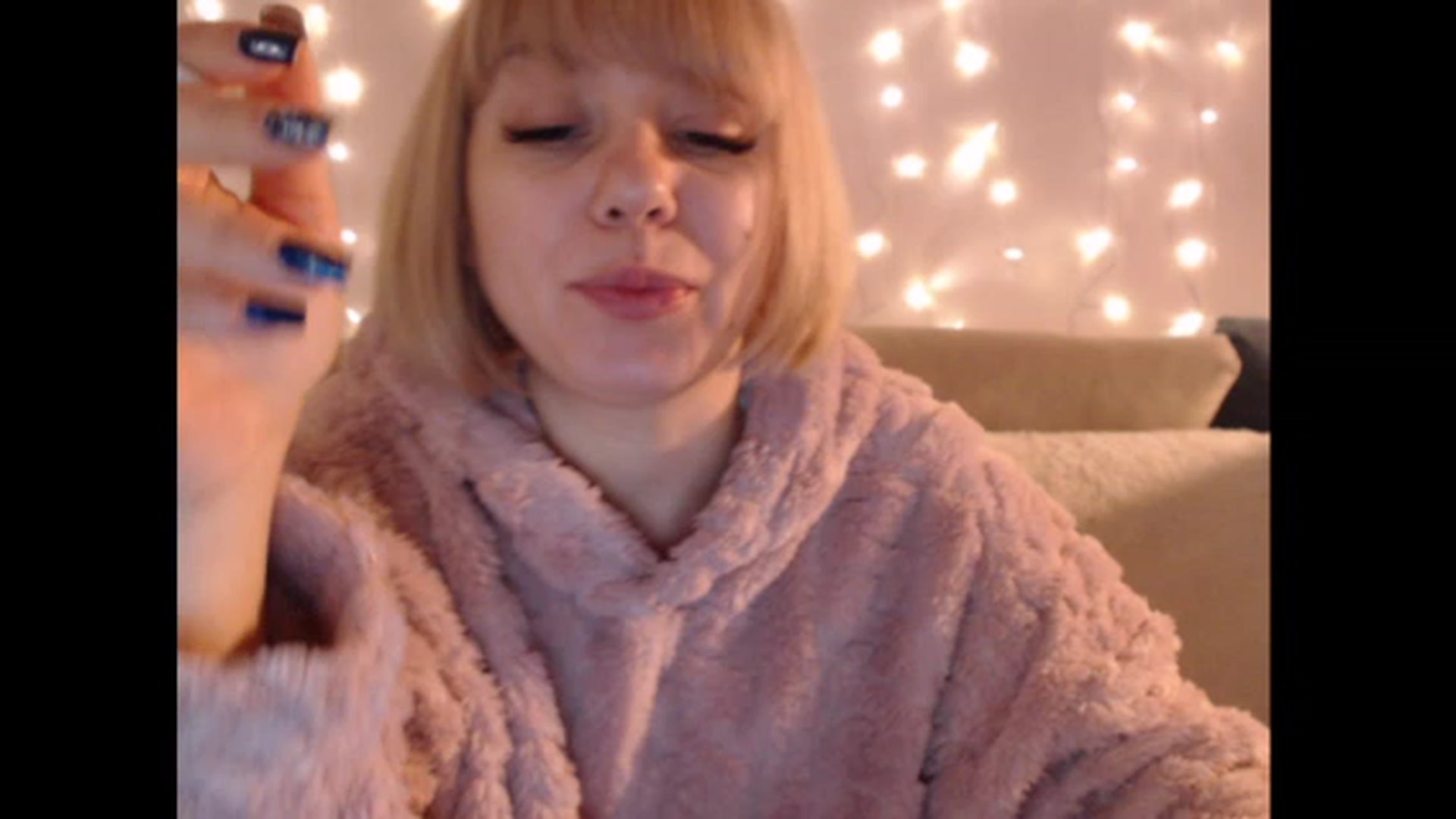 Gallery image thumbnail from PinkVonTease's myfreecams stream on, 01/09/2024, 16:44 image 4 of 20