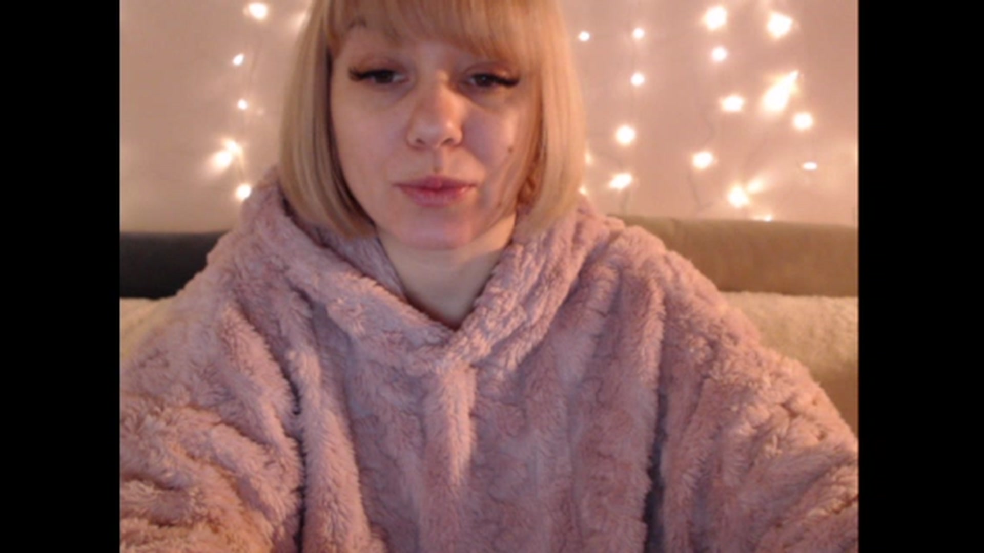 Gallery image thumbnail from PinkVonTease's myfreecams stream on, 01/09/2024, 16:44 image 1 of 20
