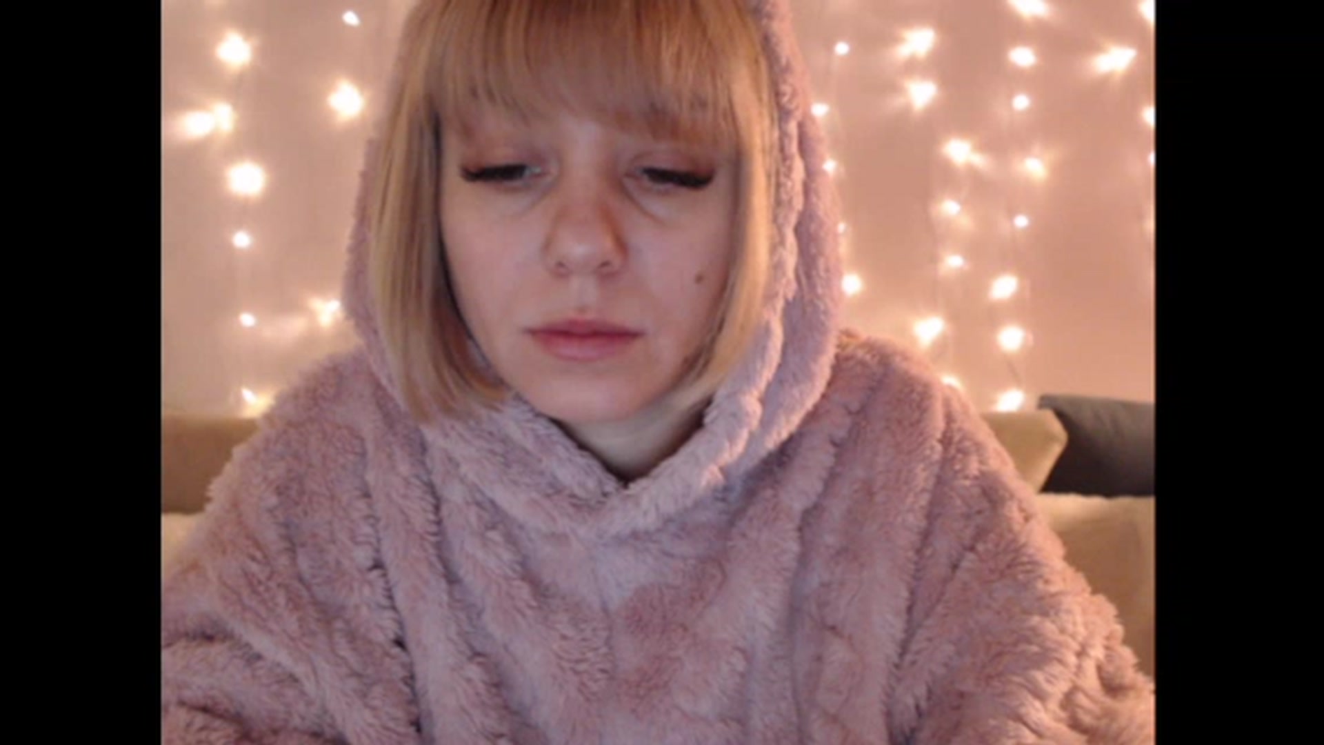Gallery image thumbnail from PinkVonTease's myfreecams stream on, 01/09/2024, 16:44 image 13 of 20