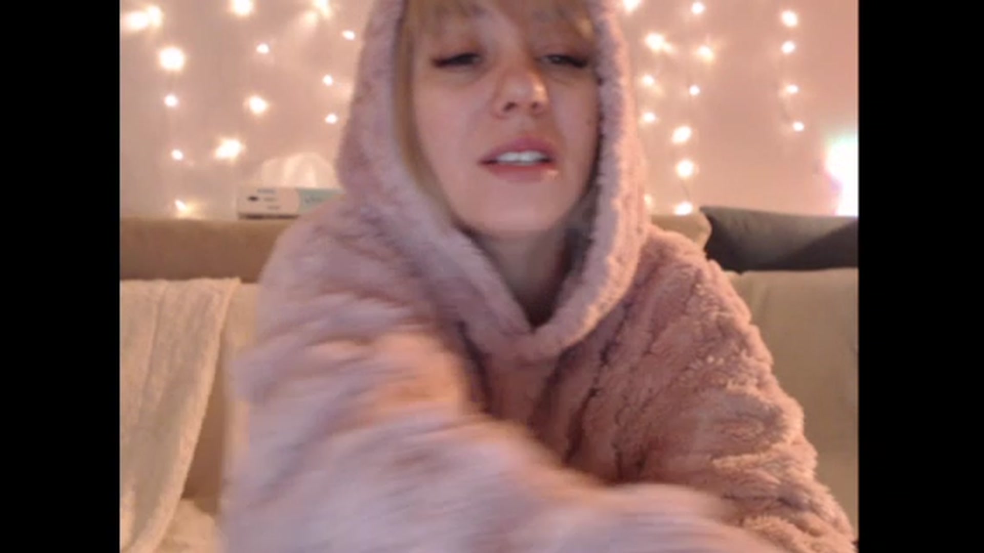 Gallery image thumbnail from PinkVonTease's myfreecams stream on, 01/09/2024, 16:44 image 19 of 20