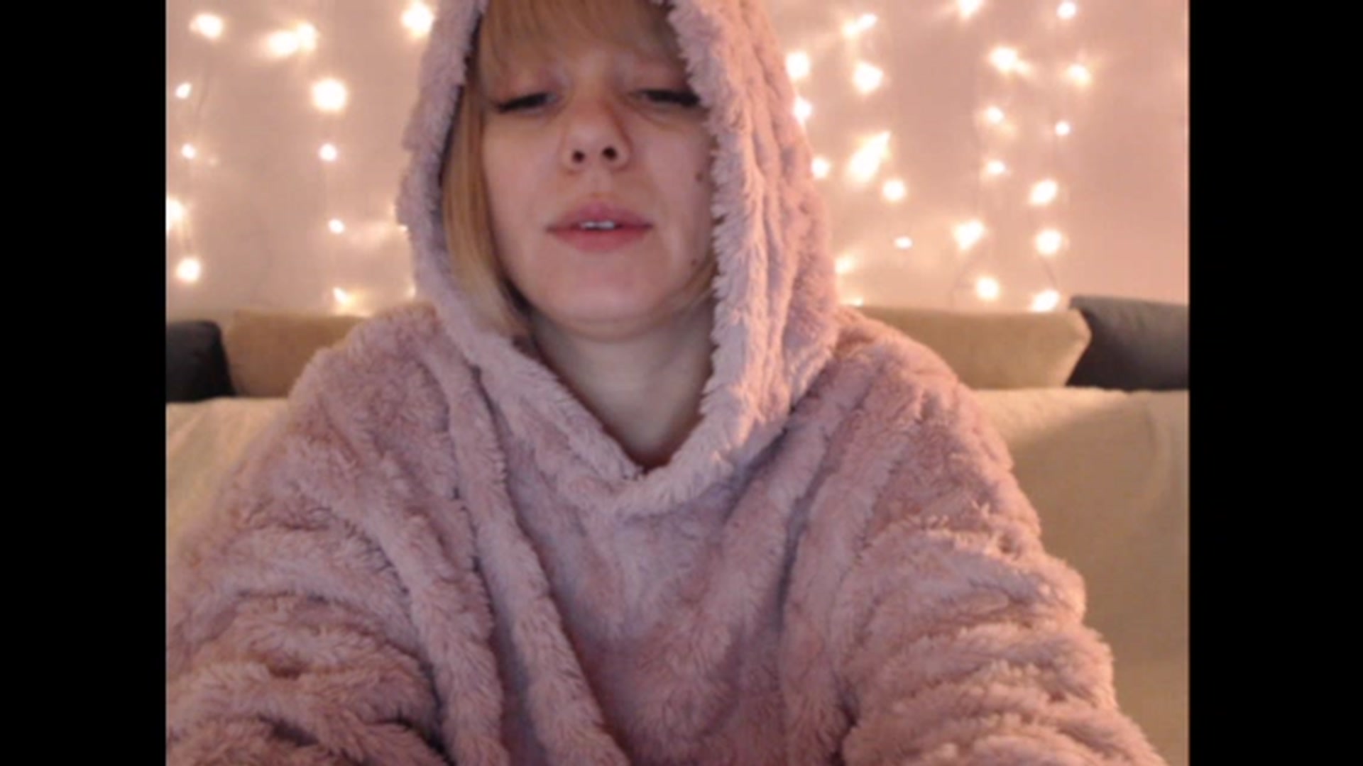 Gallery image thumbnail from PinkVonTease's myfreecams stream on, 01/09/2024, 16:44 image 6 of 20