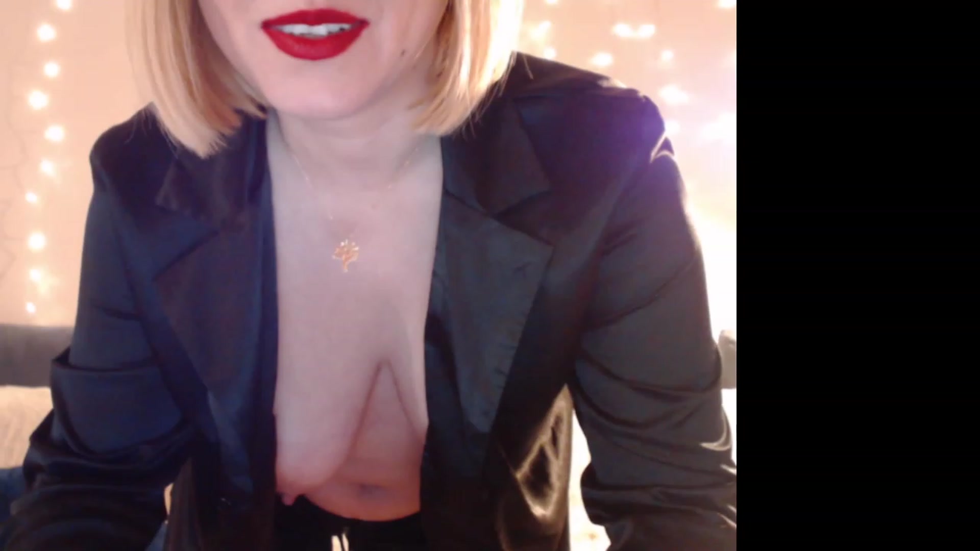 Gallery image thumbnail from PinkVonTease's myfreecams stream on, 03/06/2024, 18:17 image 13 of 20
