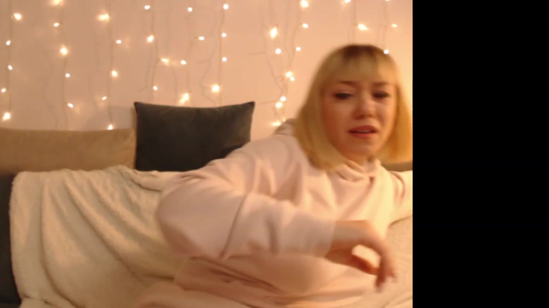 Gallery image thumbnail from PinkVonTease's myfreecams stream on, 03/19/2024, 17:40 image 11 of 20