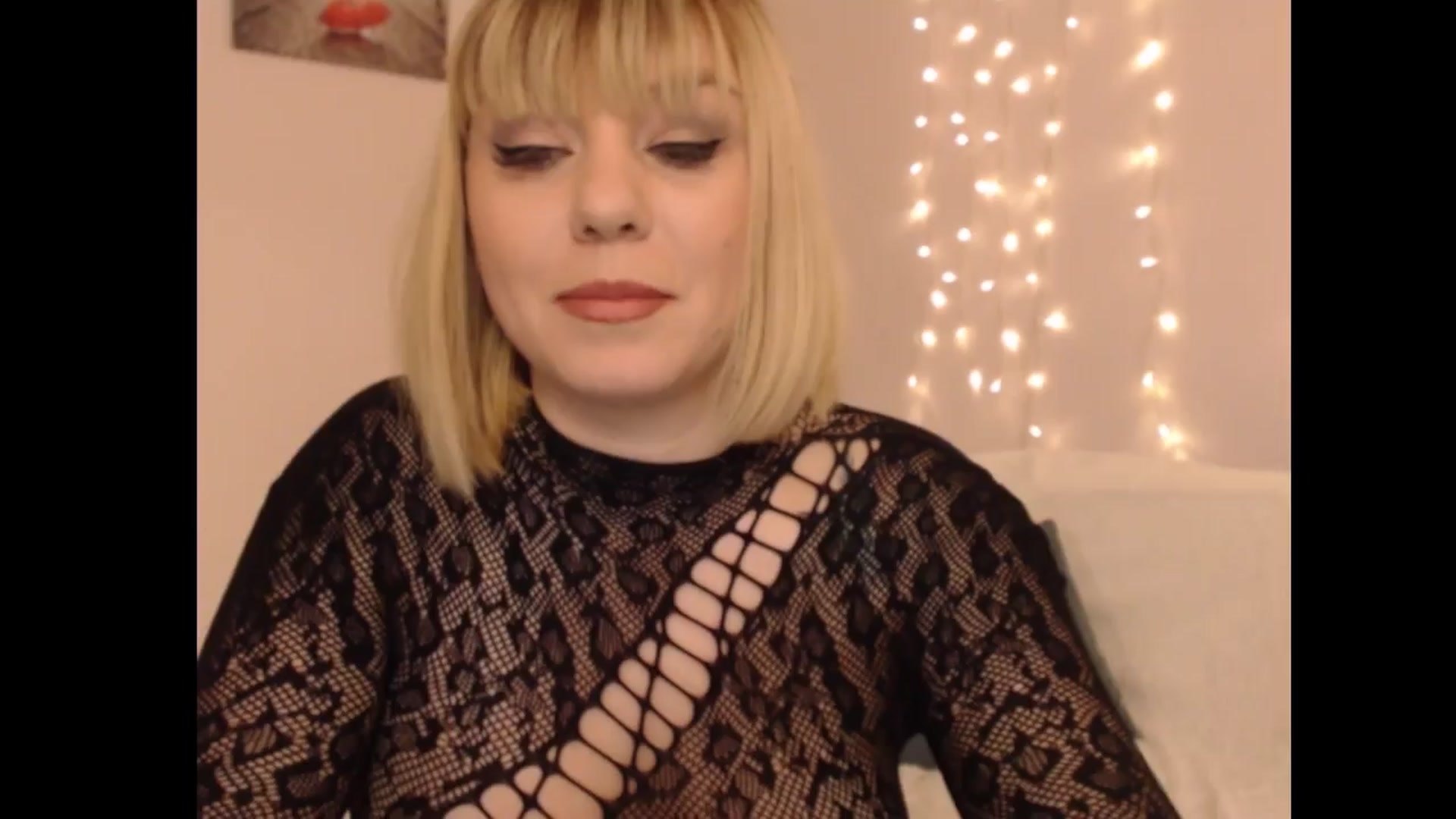 Gallery image thumbnail from PinkVonTease's myfreecams stream on, 03/27/2024, 19:20 image 12 of 20