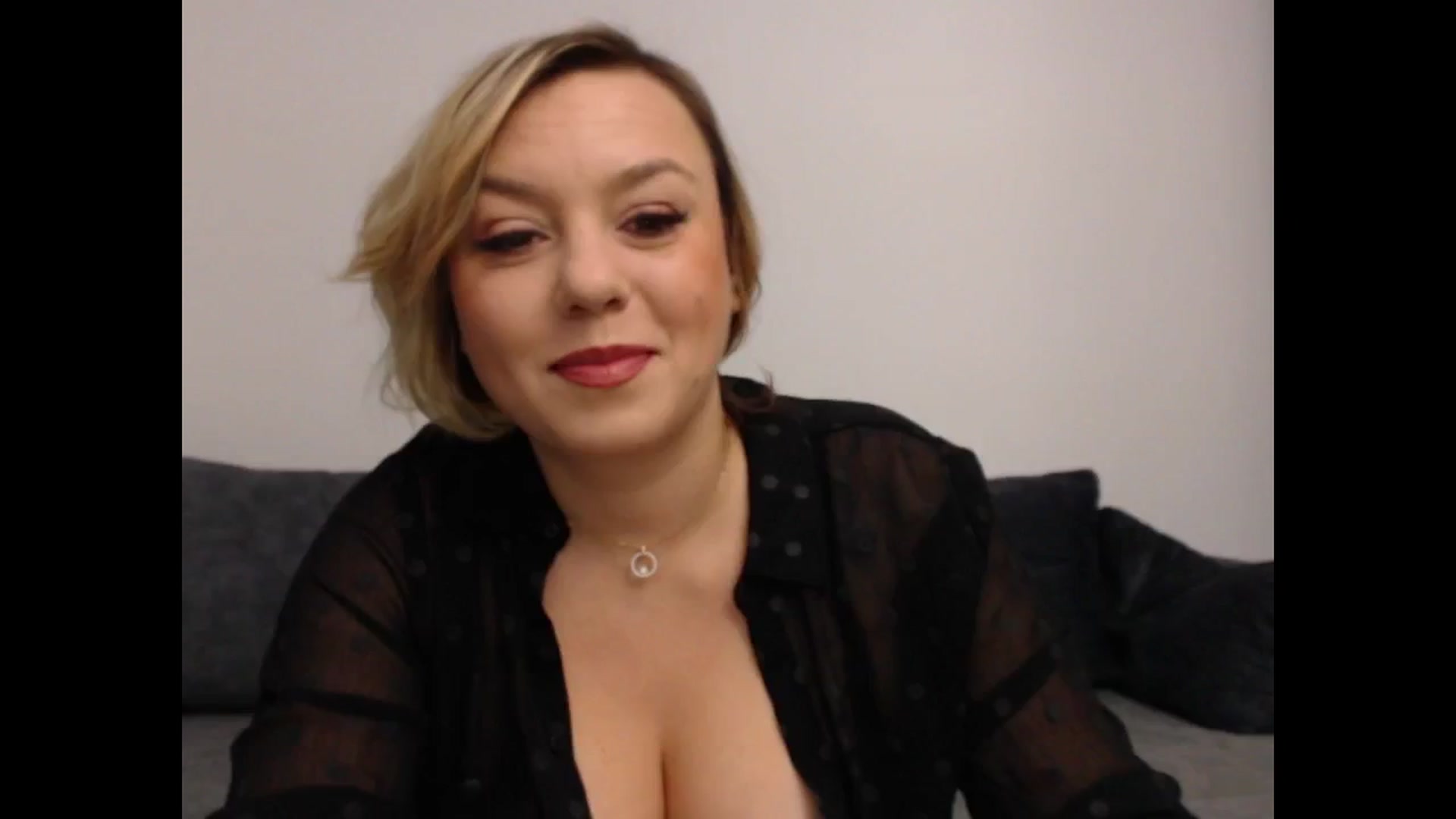 Gallery image thumbnail from PinkVonTease's myfreecams stream on, 10/07/2024, 17:32 image 5 of 20