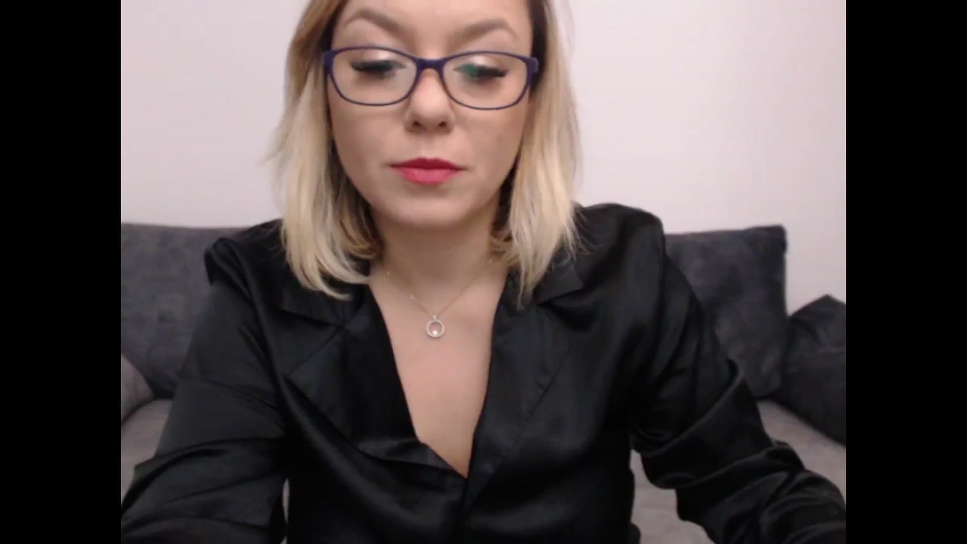 Gallery image thumbnail from PinkVonTease's myfreecams stream on, 10/29/2024, 17:41 image 13 of 20
