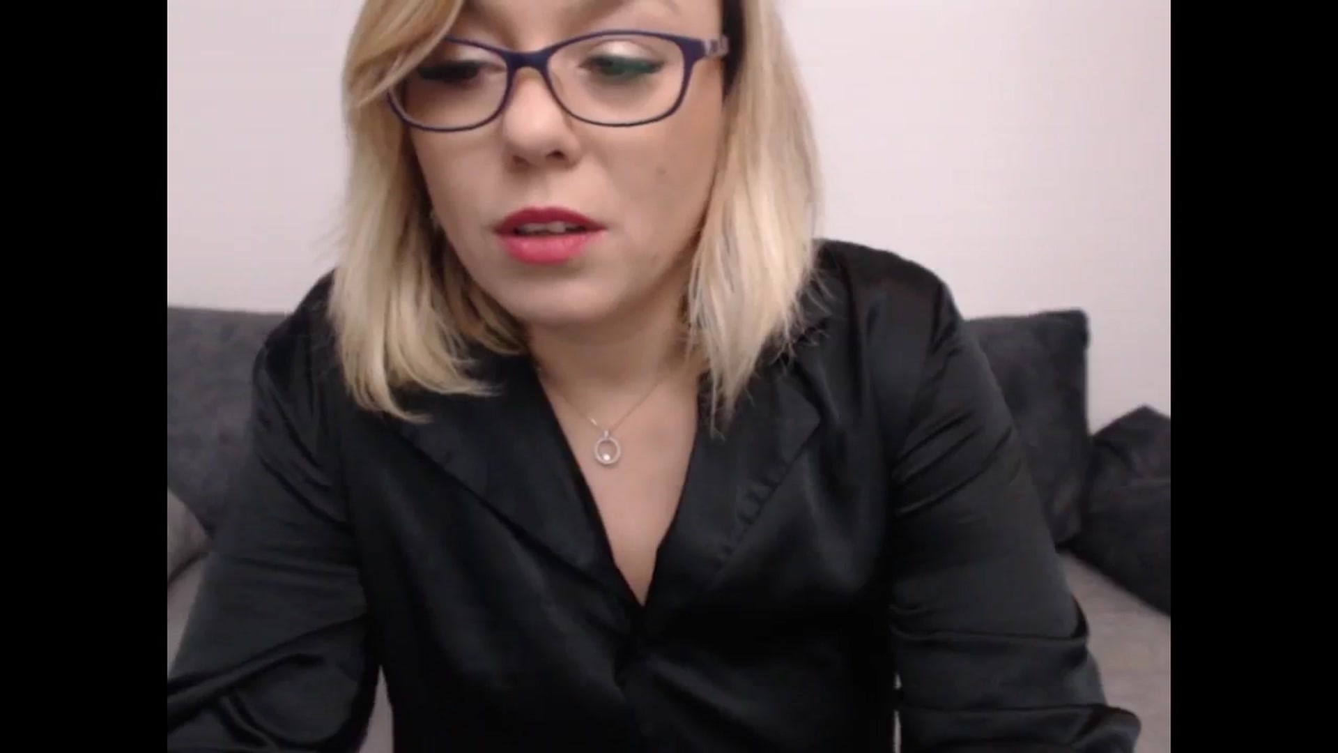 Gallery image thumbnail from PinkVonTease's myfreecams stream on, 10/29/2024, 17:41 image 12 of 20