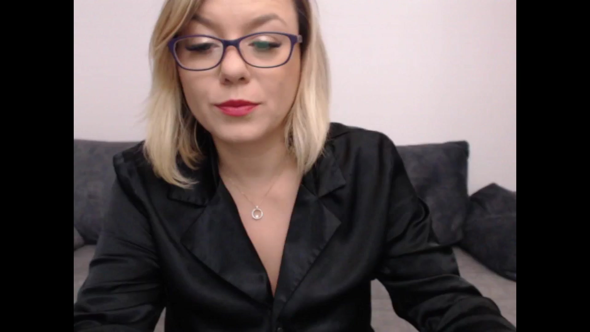 Gallery image thumbnail from PinkVonTease's myfreecams stream on, 10/29/2024, 17:41 image 11 of 20