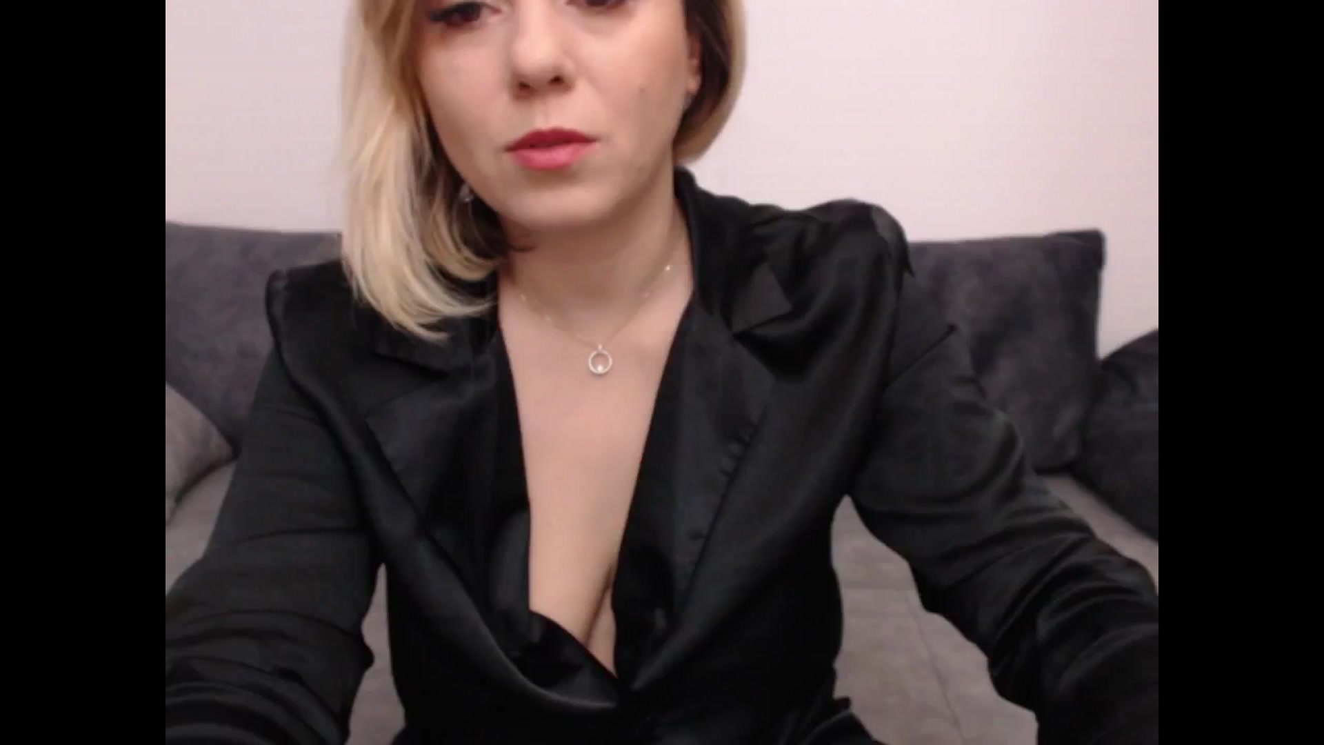 Gallery image thumbnail from PinkVonTease's myfreecams stream on, 10/29/2024, 17:41 image 6 of 20