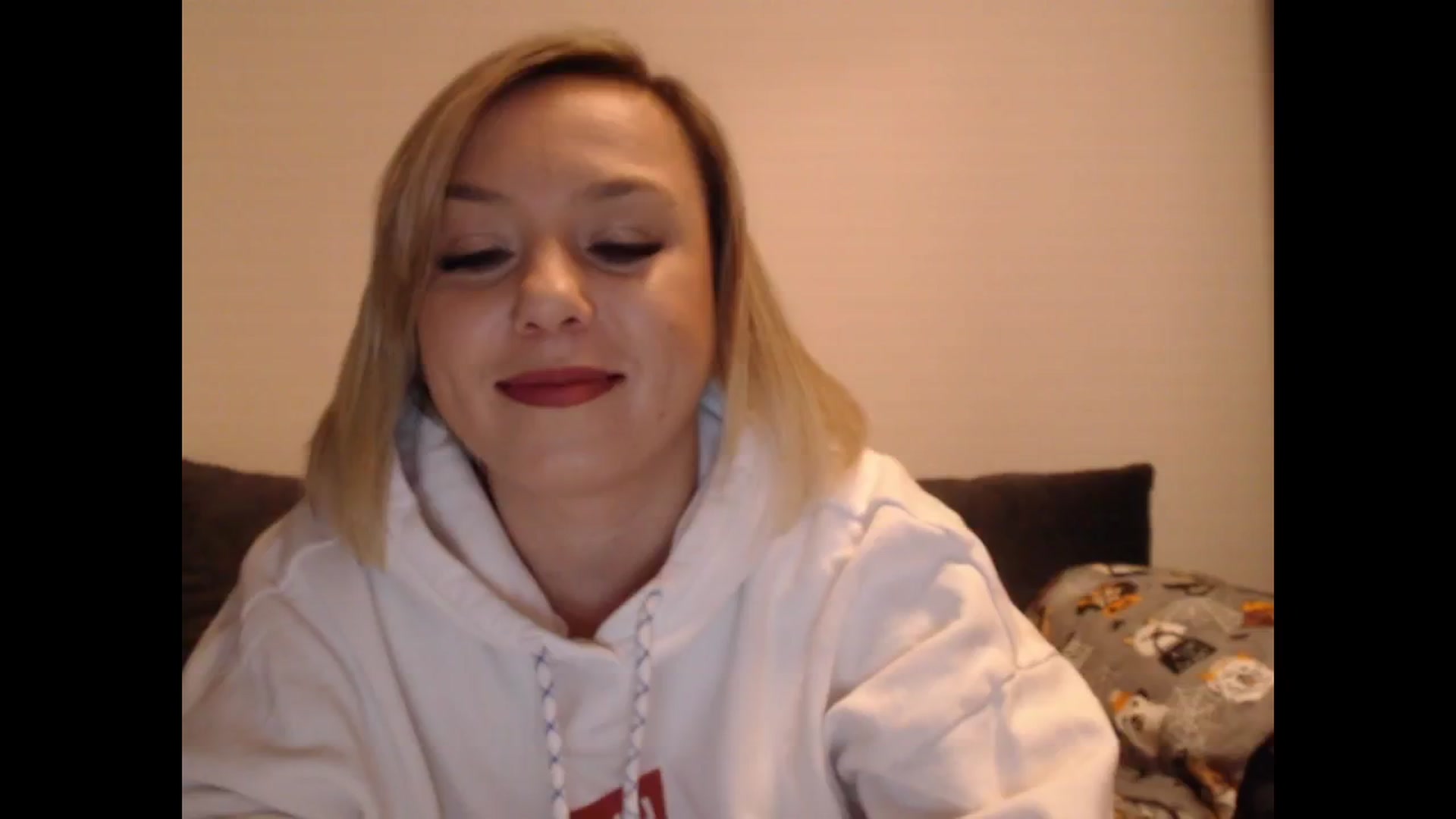 Gallery image thumbnail from PinkVonTease's myfreecams stream on, 12/11/2024, 18:11 image 19 of 20