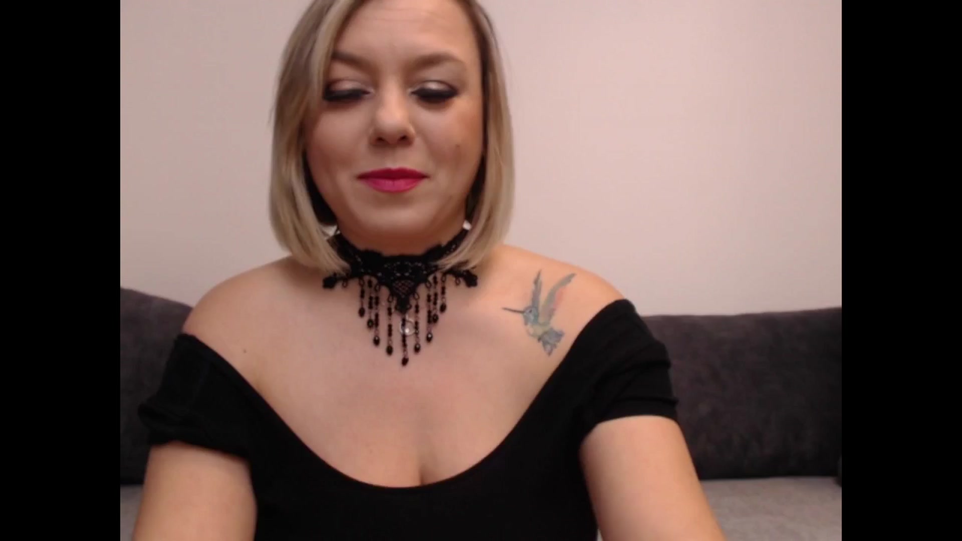 Gallery image thumbnail from PinkVonTease's myfreecams stream on, 12/12/2024, 21:27 image 1 of 20
