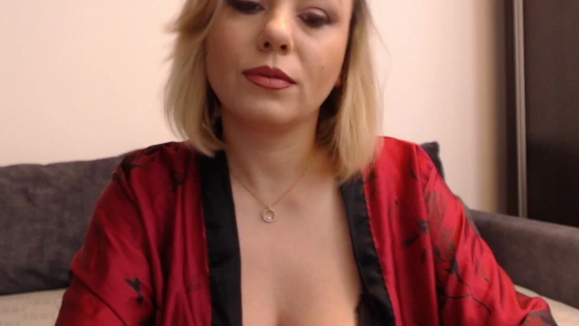 Gallery image thumbnail from PinkVonTease's myfreecams stream on, 01/05/2025, 16:07 image 12 of 20