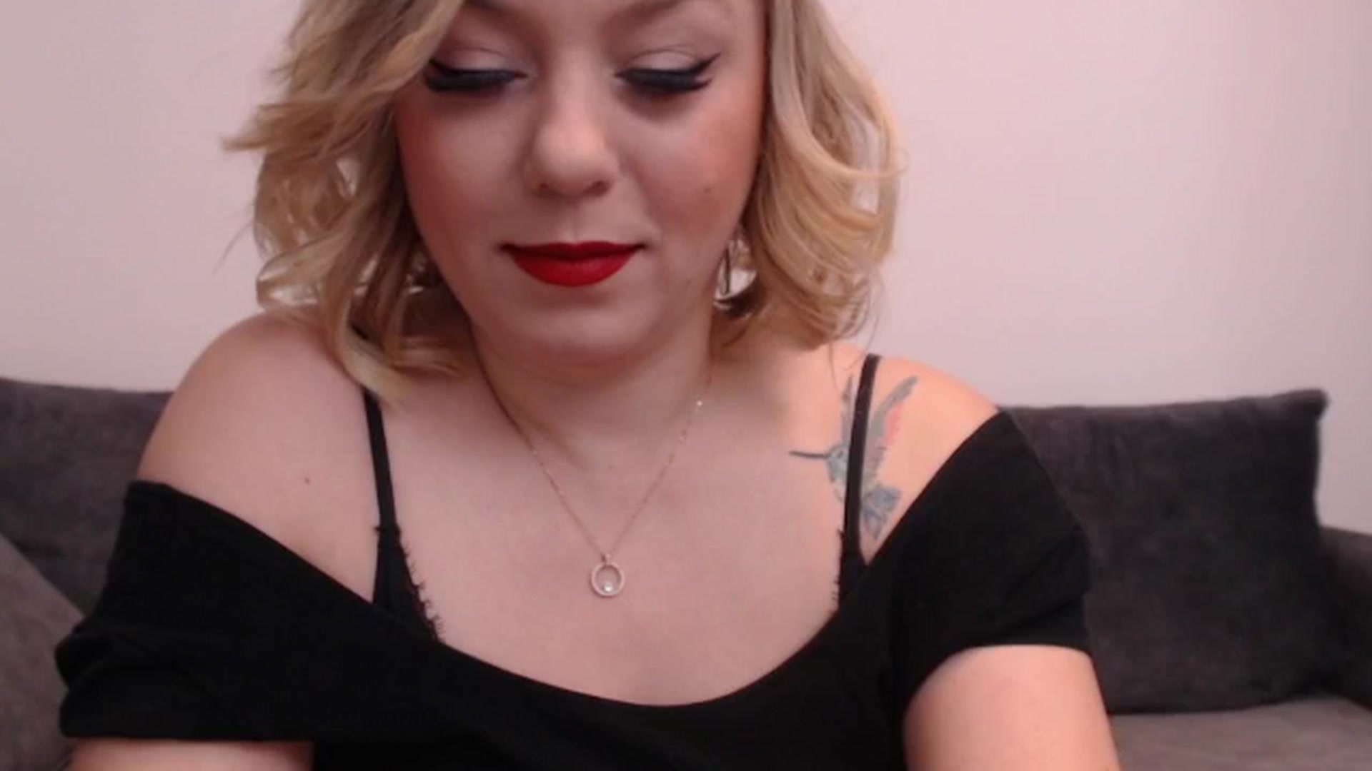 Gallery image thumbnail from PinkVonTease's myfreecams stream on, 01/27/2025, 17:58 image 5 of 20