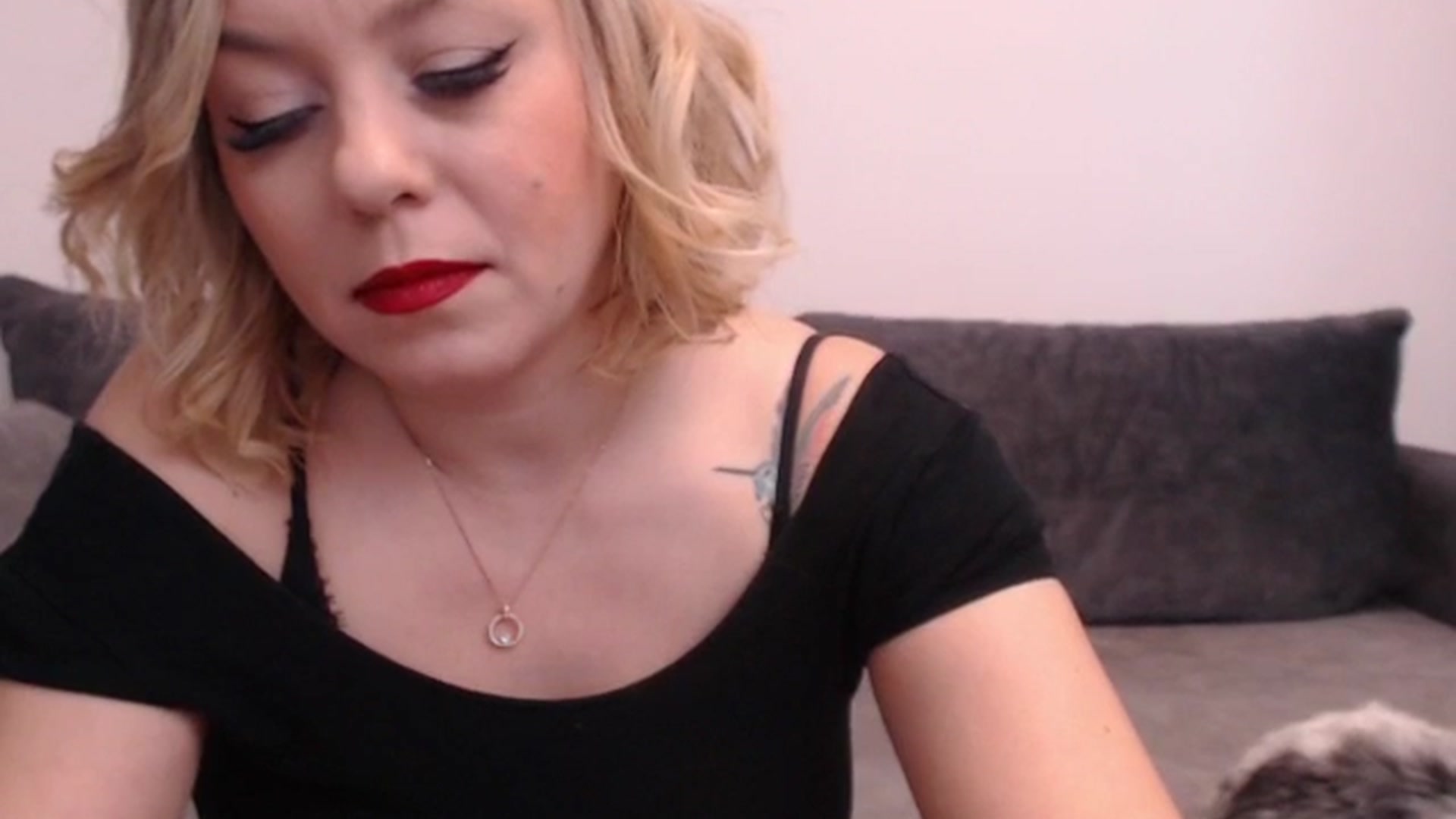 Gallery image thumbnail from PinkVonTease's myfreecams stream on, 01/27/2025, 17:58 image 16 of 20