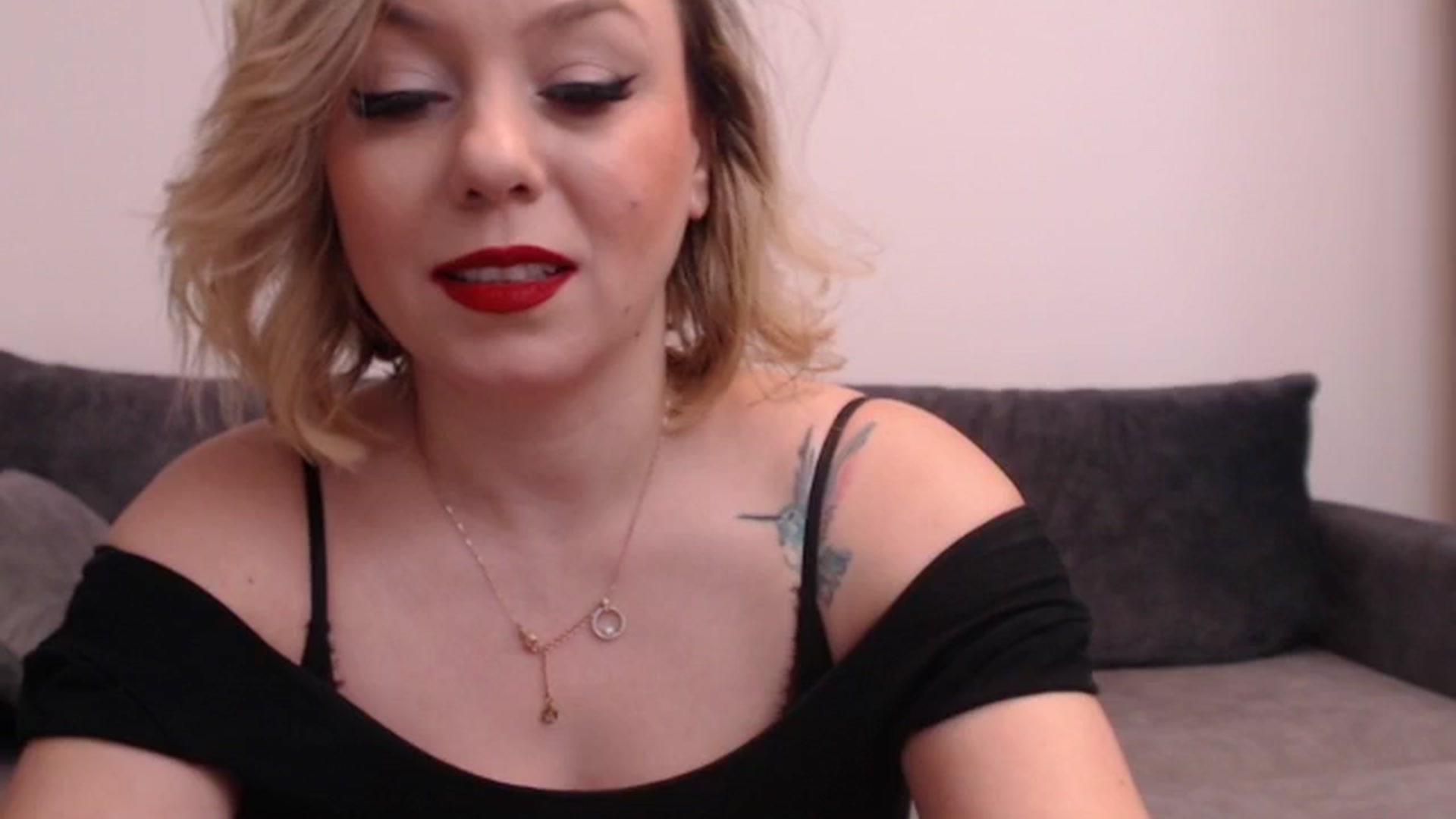 Gallery image thumbnail from PinkVonTease's myfreecams stream on, 01/27/2025, 19:36 image 14 of 20
