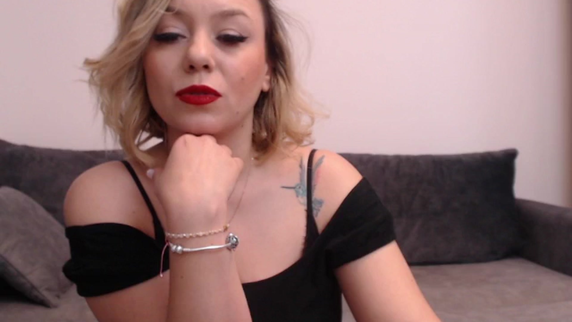 Gallery image thumbnail from PinkVonTease's myfreecams stream on, 01/27/2025, 19:36 image 20 of 20