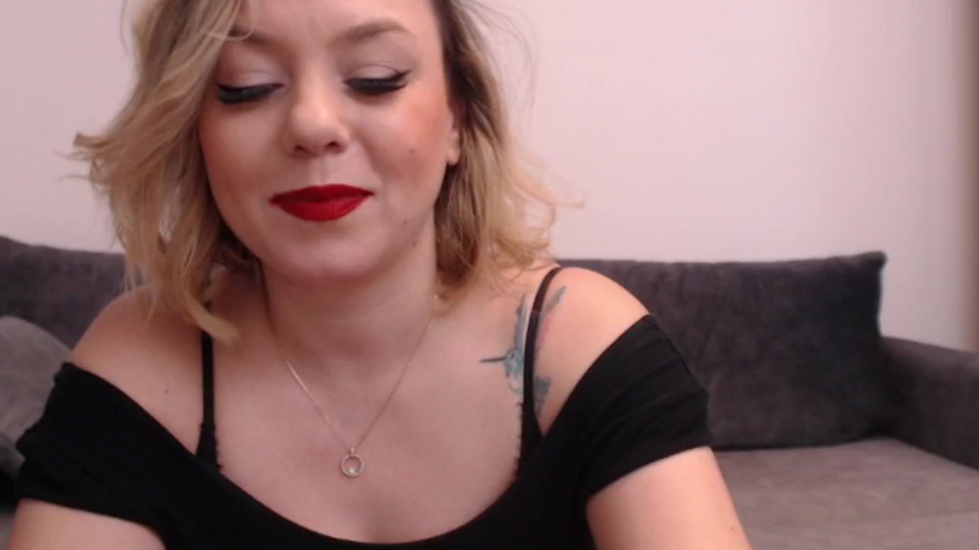 Gallery image thumbnail from PinkVonTease's myfreecams stream on, 01/27/2025, 19:36 image 19 of 20