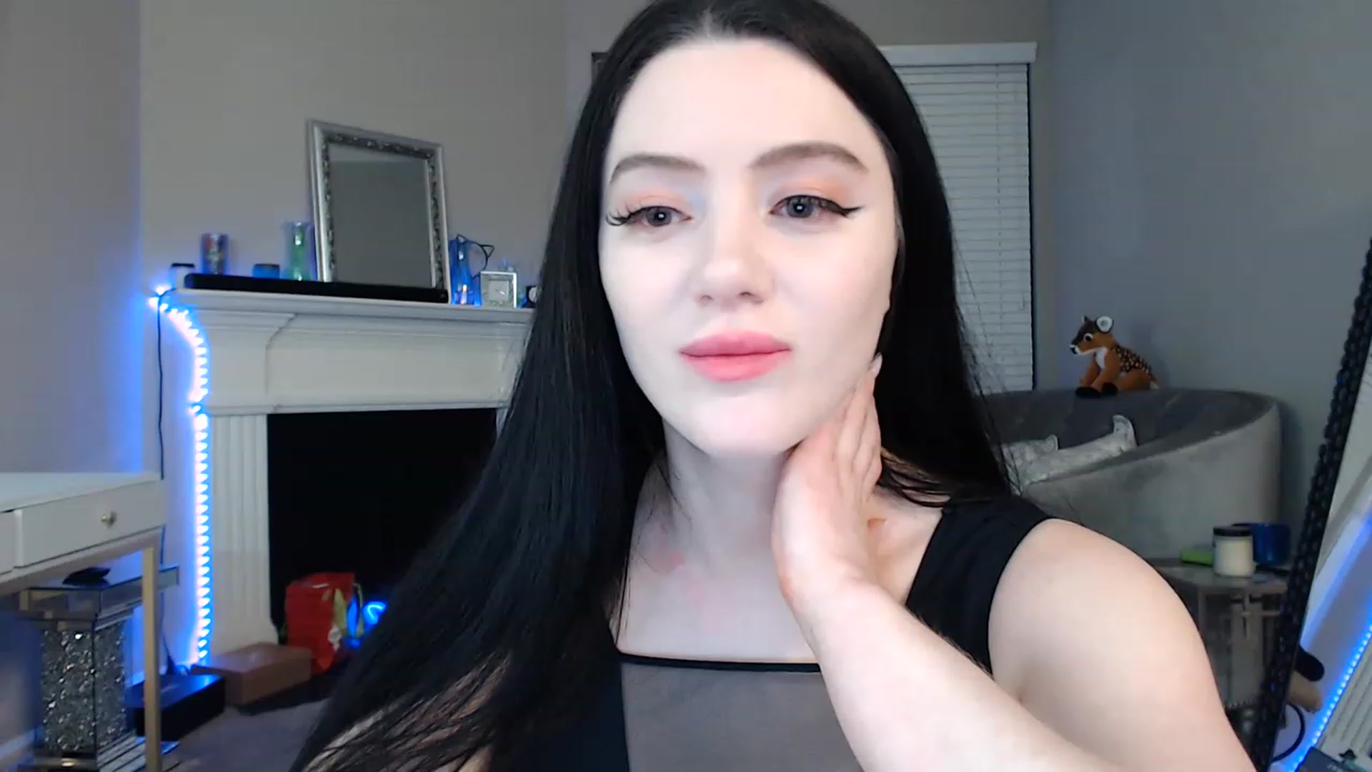 Gallery image thumbnail from Pink_Fawnnie_'s myfreecams stream on, 01/07/2023, 05:23 image 14 of 20