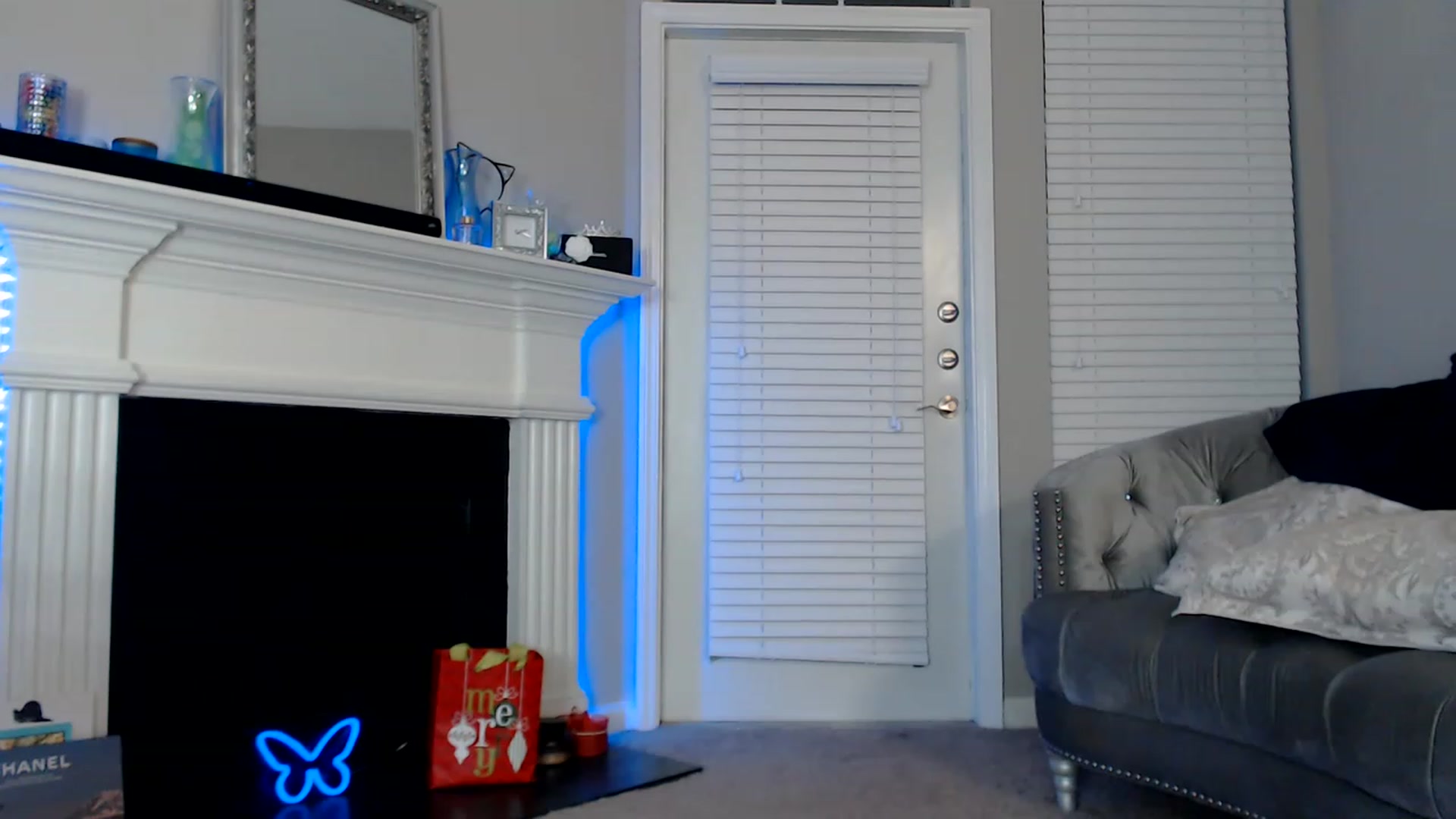 Gallery image thumbnail from Pink_Fawnnie_'s myfreecams stream on, 01/18/2023, 06:31 image 18 of 20