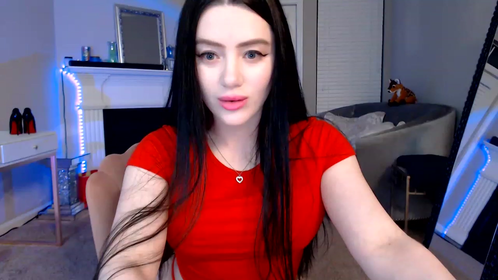 Gallery image thumbnail from Pink_Fawnnie_'s myfreecams stream on, 01/20/2023, 05:03 image 6 of 20