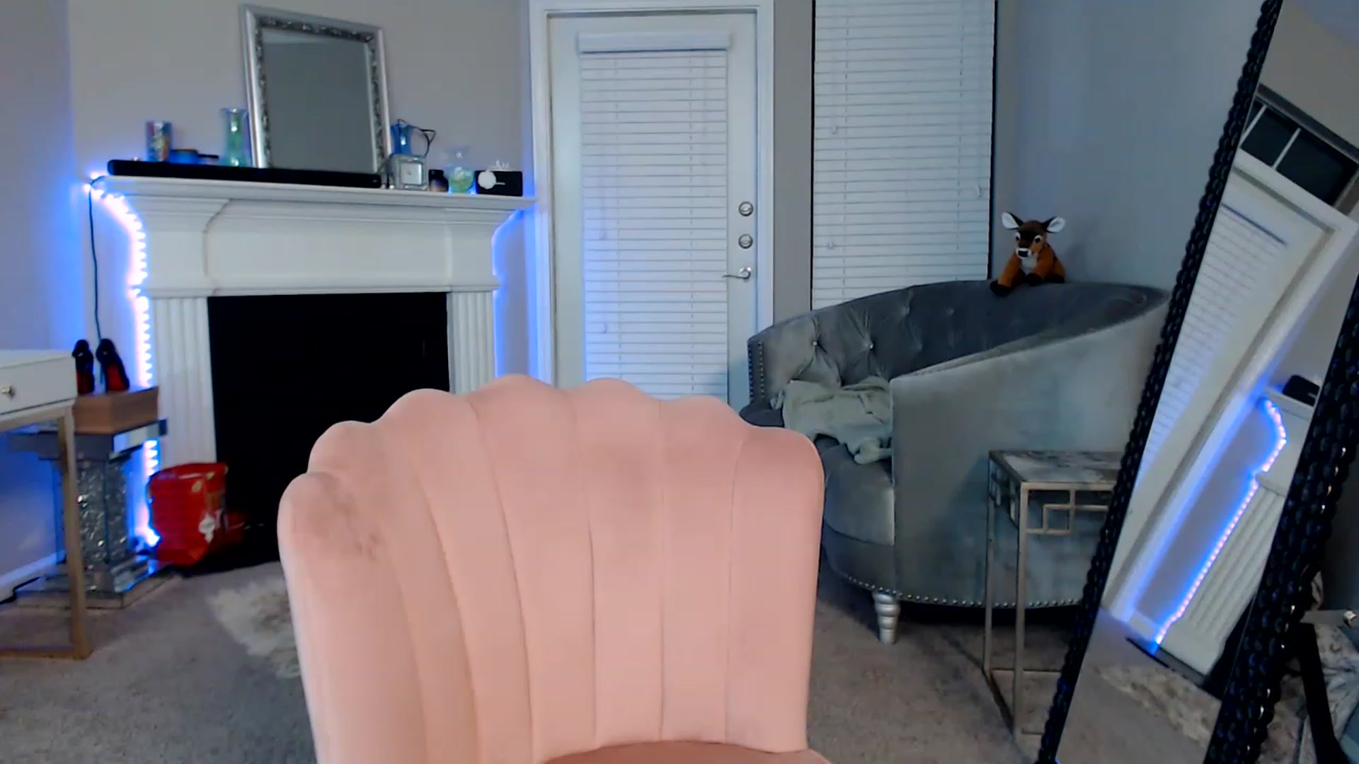 Gallery image thumbnail from Pink_Fawnnie_'s myfreecams stream on, 01/29/2023, 04:23 image 8 of 20