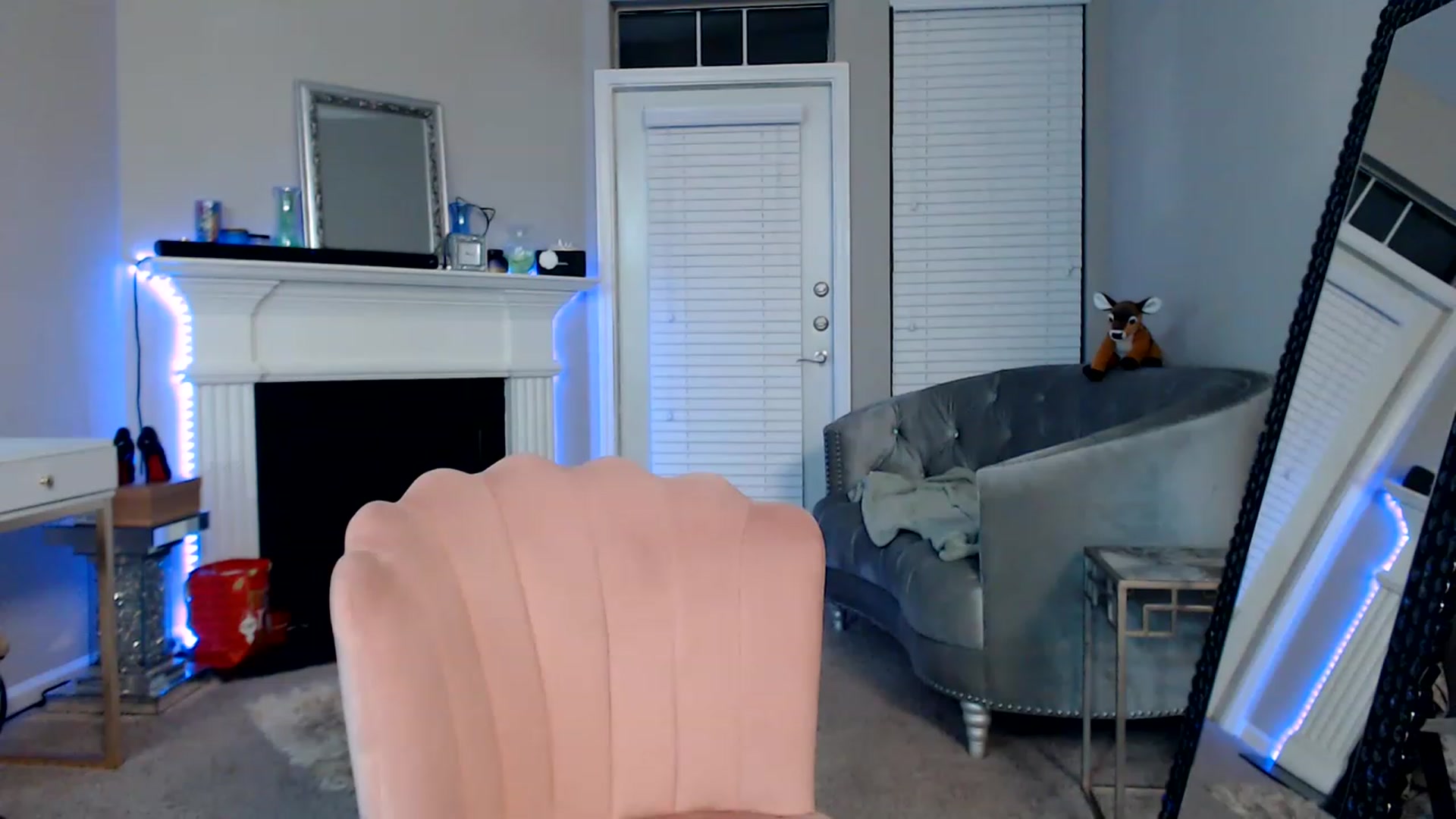 Gallery image thumbnail from Pink_Fawnnie_'s myfreecams stream on, 01/29/2023, 04:23 image 18 of 20