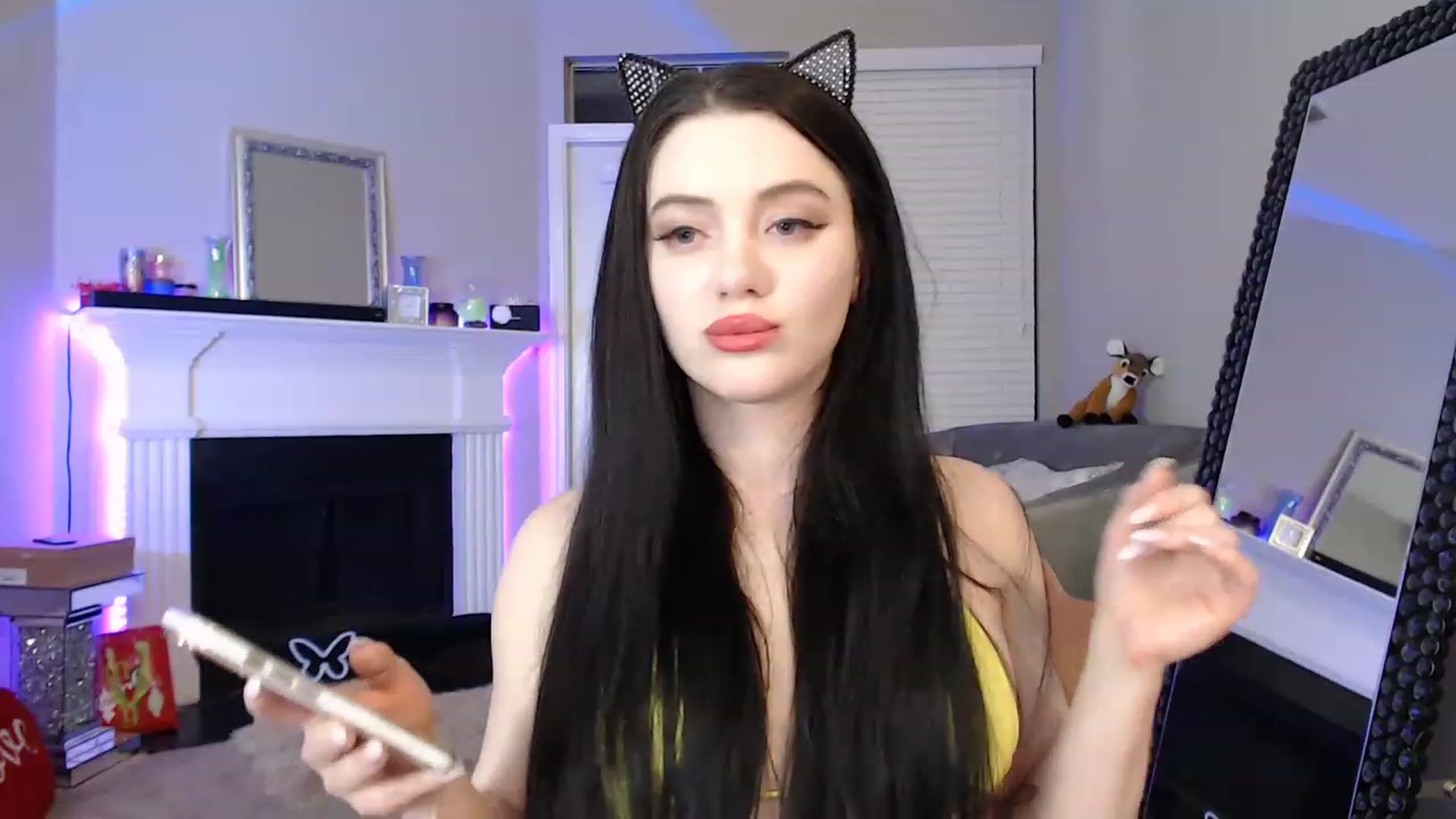 Gallery image thumbnail from Pink_Fawnnie_'s myfreecams stream on, 02/05/2023, 04:24 image 14 of 20