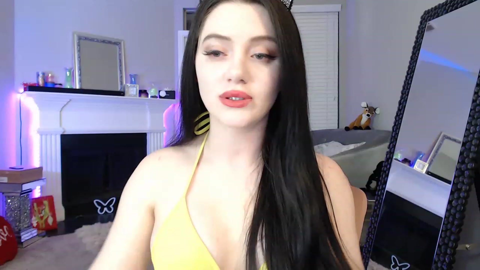 Gallery image thumbnail from Pink_Fawnnie_'s myfreecams stream on, 02/05/2023, 04:24 image 19 of 20