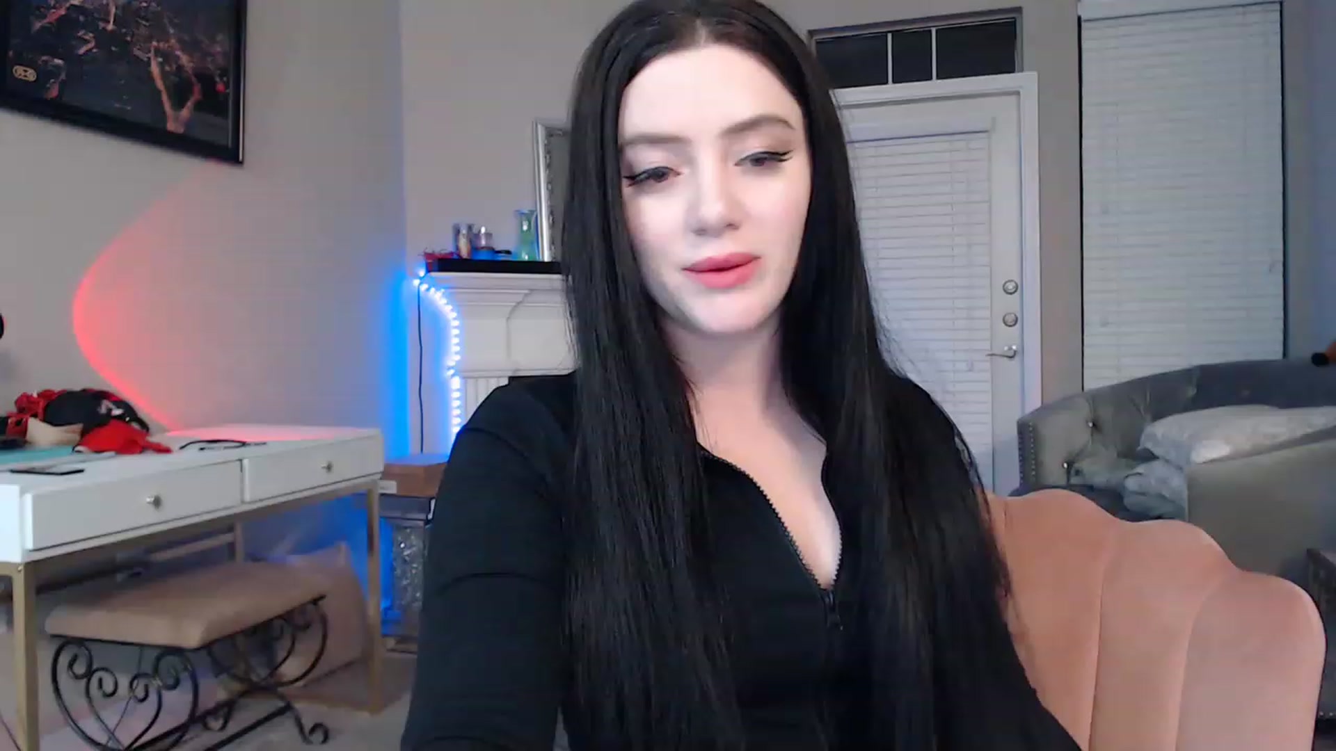 Gallery image thumbnail from Pink_Fawnnie_'s myfreecams stream on, 02/05/2023, 10:39 image 3 of 20