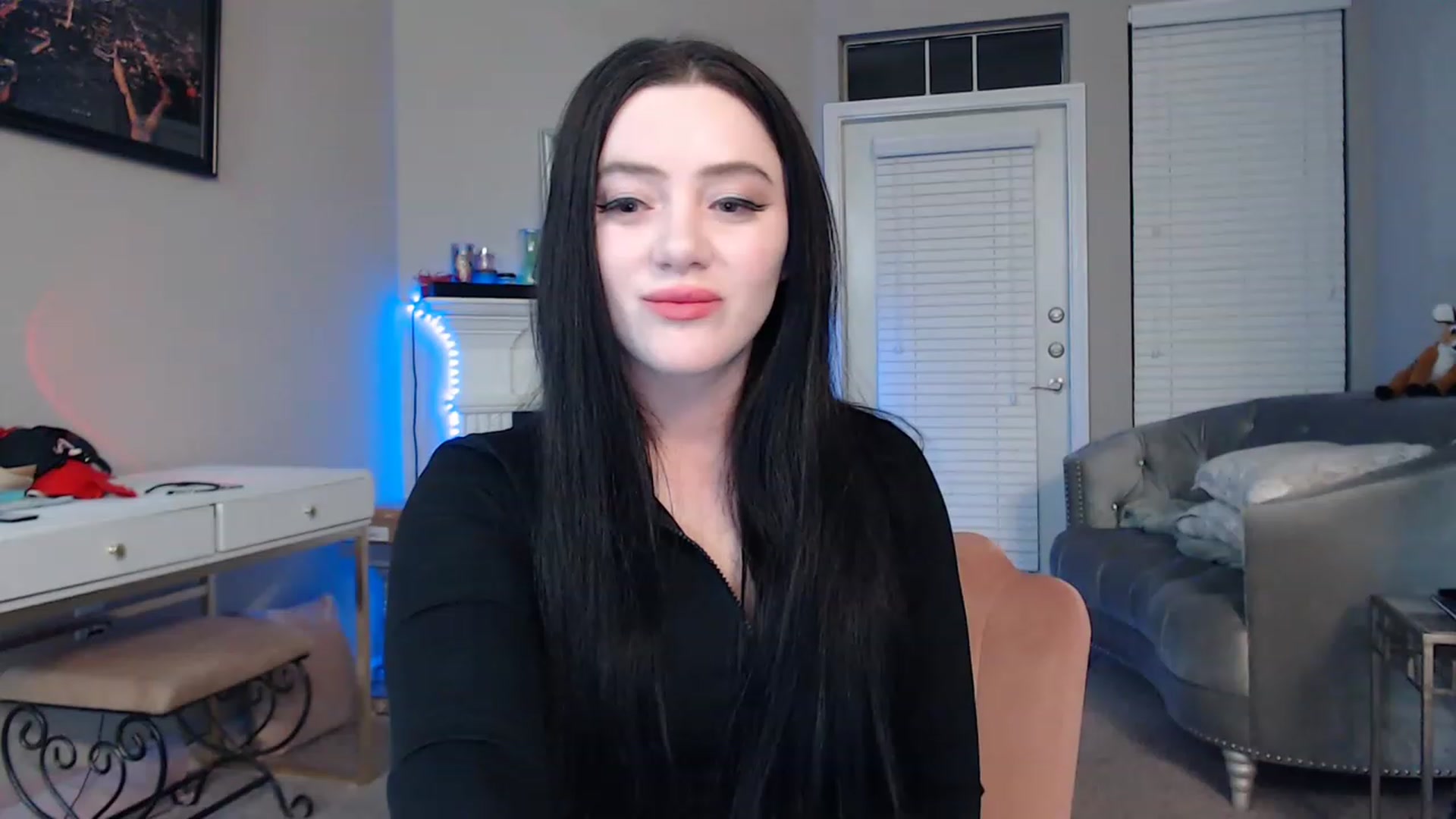 Gallery image thumbnail from Pink_Fawnnie_'s myfreecams stream on, 02/05/2023, 10:39 image 10 of 20