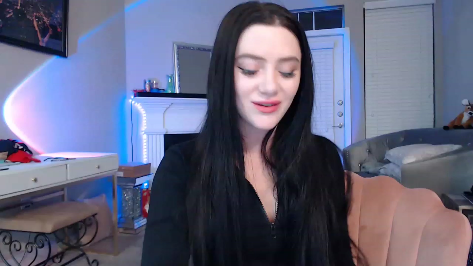 Gallery image thumbnail from Pink_Fawnnie_'s myfreecams stream on, 02/05/2023, 10:39 image 7 of 20