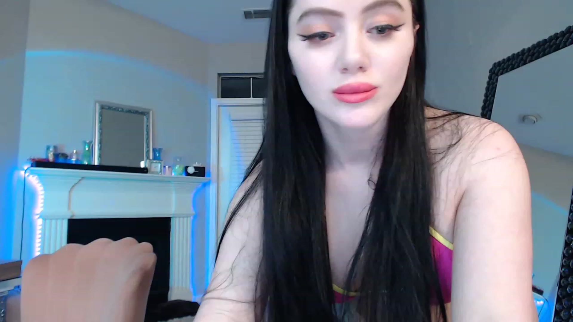 Gallery image thumbnail from Pink_Fawnnie_'s myfreecams stream on, 02/12/2023, 06:24 image 10 of 20
