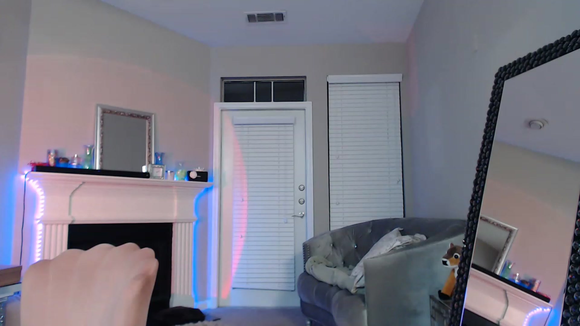 Gallery image thumbnail from Pink_Fawnnie_'s myfreecams stream on, 02/12/2023, 06:24 image 11 of 20