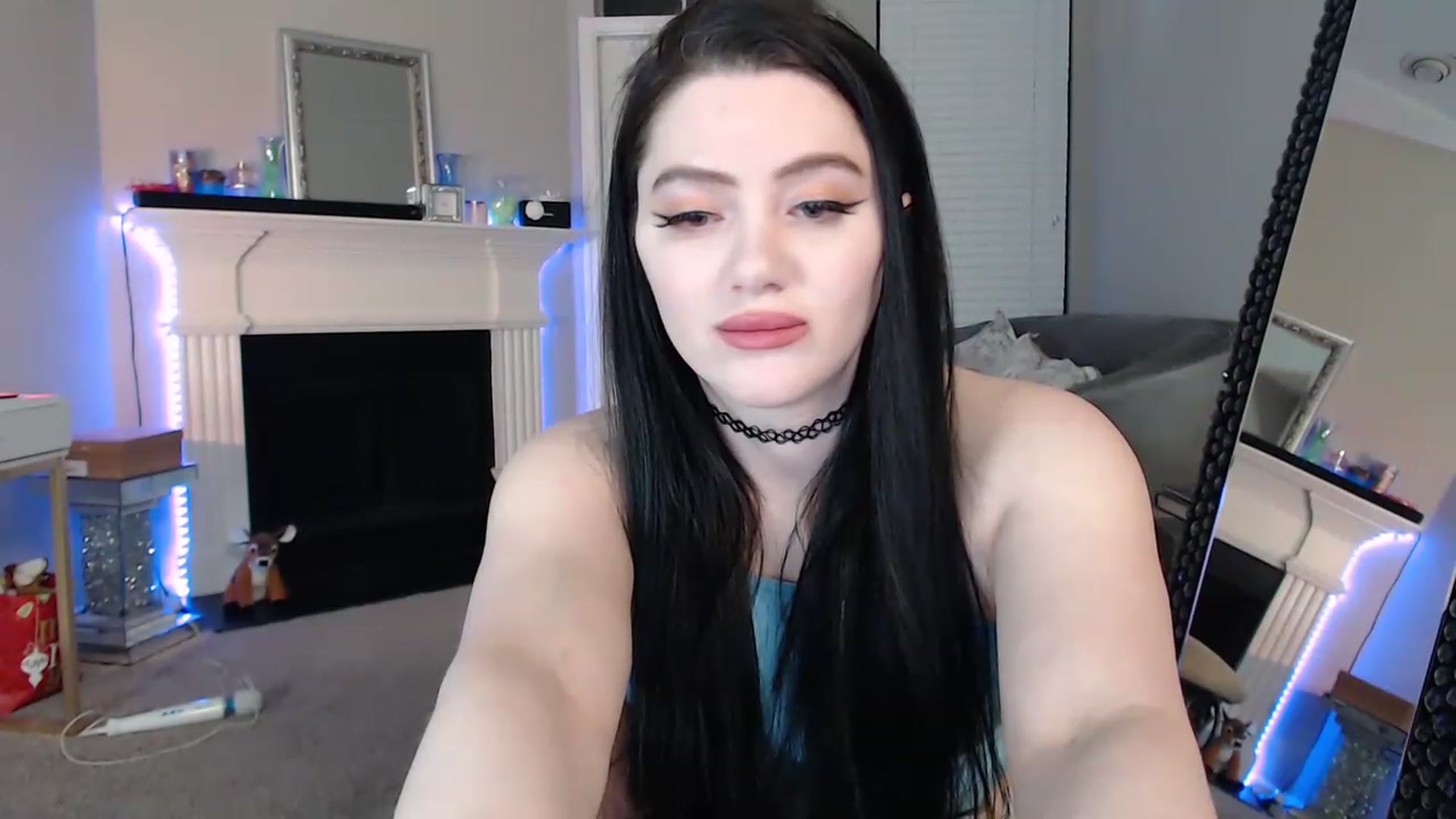 Gallery image thumbnail from Pink_Fawnnie_'s myfreecams stream on, 02/12/2023, 09:59 image 17 of 20