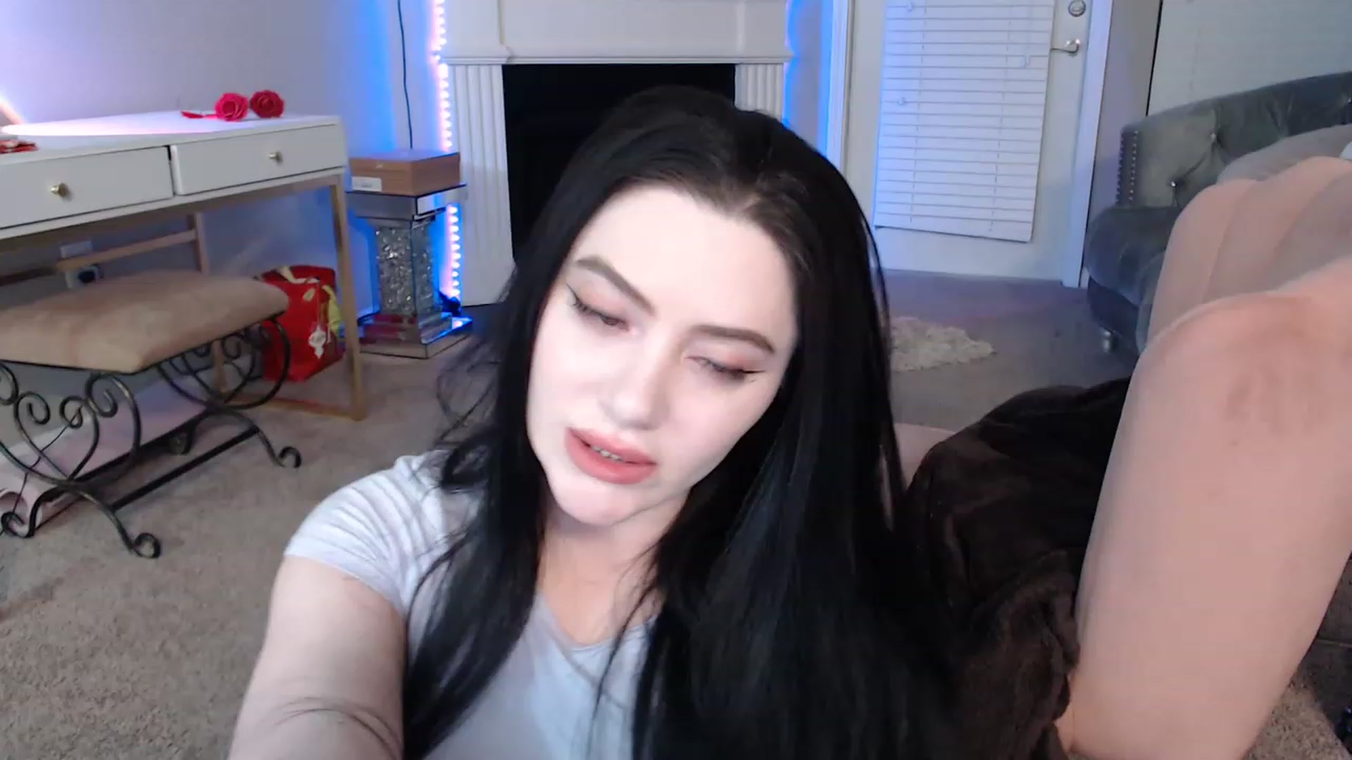 Gallery image thumbnail from Pink_Fawnnie_'s myfreecams stream on, 02/16/2023, 06:17 image 1 of 20