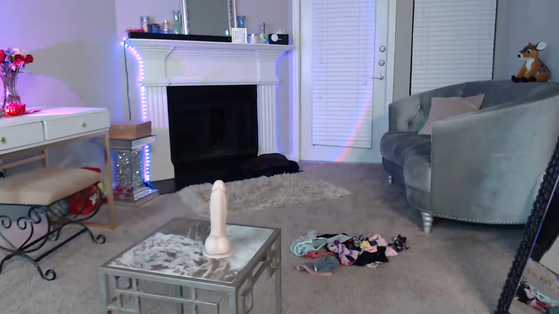 Gallery image thumbnail from Pink_Fawnnie_'s myfreecams stream on, 02/17/2023, 07:48 image 4 of 20