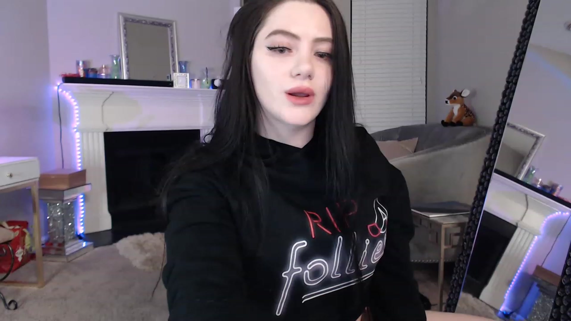 Gallery image thumbnail from Pink_Fawnnie_'s myfreecams stream on, 02/17/2023, 10:56 image 10 of 20
