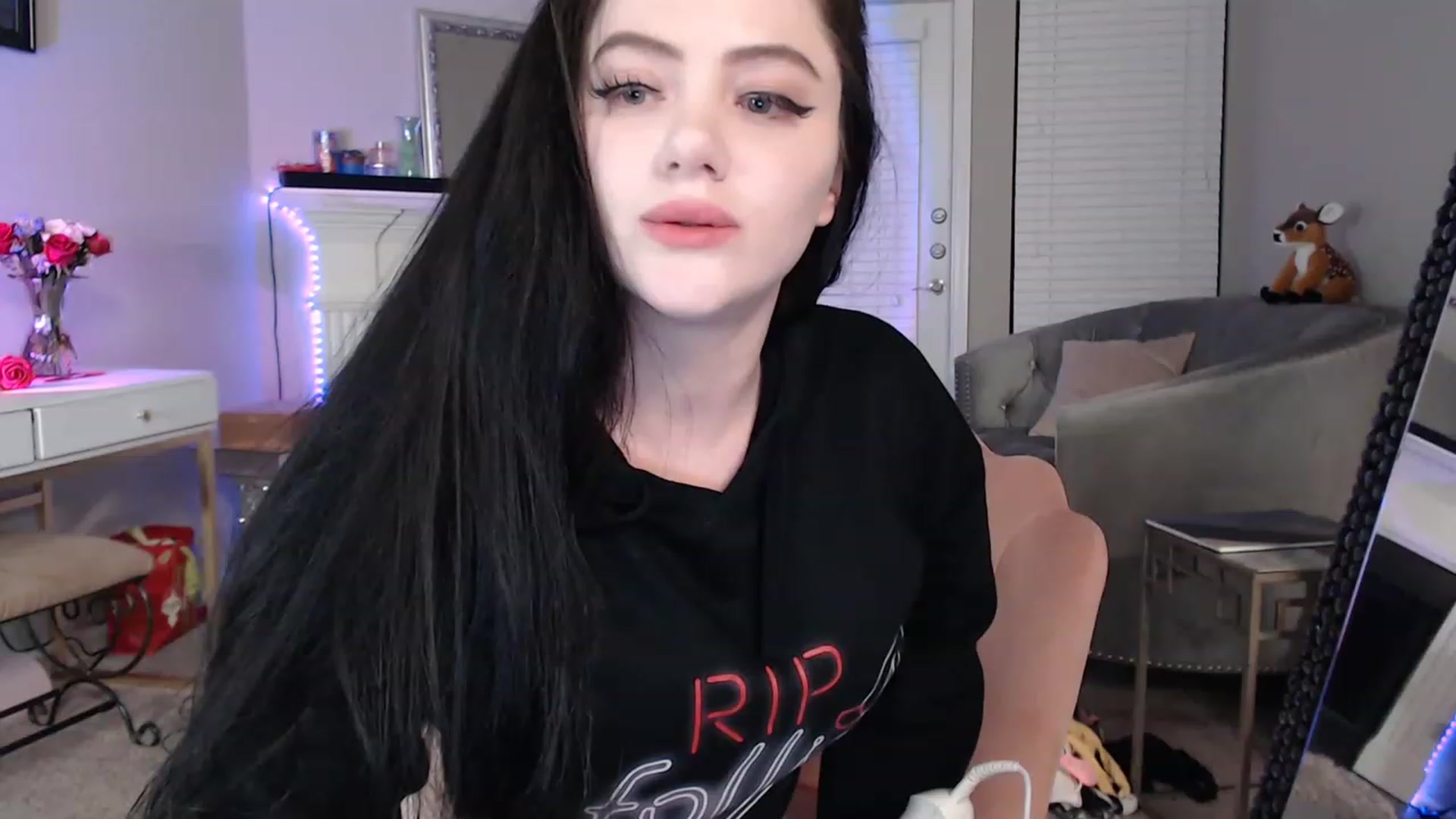 Gallery image thumbnail from Pink_Fawnnie_'s myfreecams stream on, 02/17/2023, 10:56 image 17 of 20
