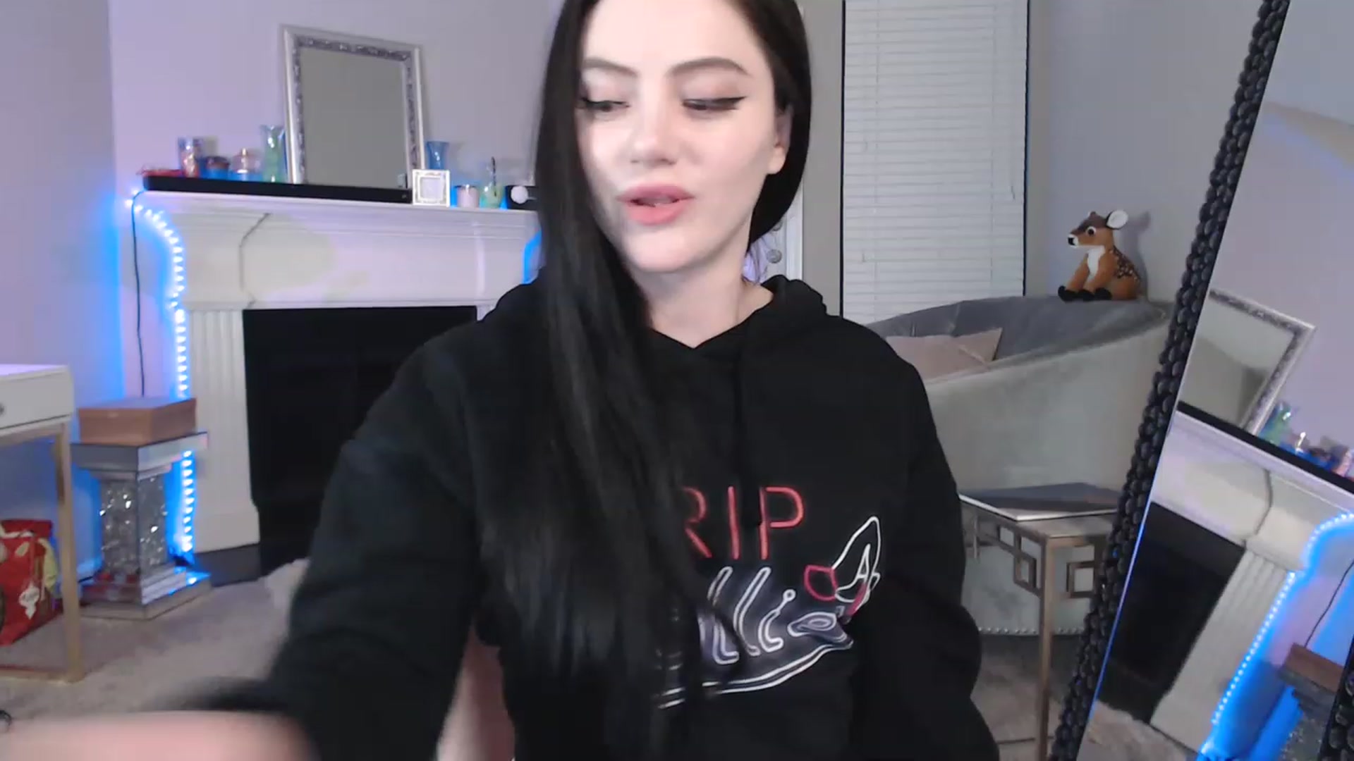 Gallery image thumbnail from Pink_Fawnnie_'s myfreecams stream on, 02/17/2023, 12:35 image 15 of 20