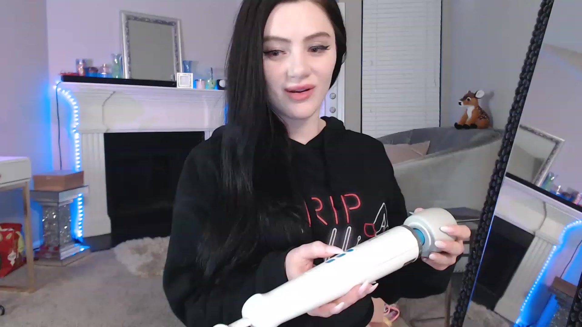Gallery image thumbnail from Pink_Fawnnie_'s myfreecams stream on, 02/17/2023, 12:35 image 14 of 20
