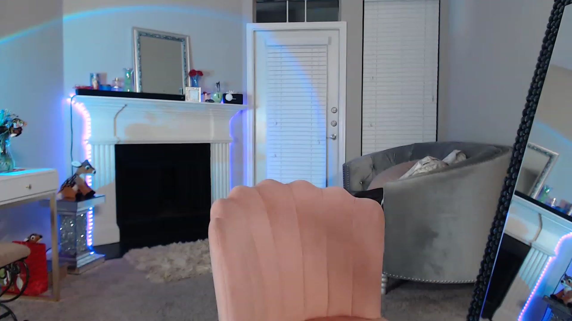 Gallery image thumbnail from Pink_Fawnnie_'s myfreecams stream on, 03/03/2023, 10:26 image 8 of 20