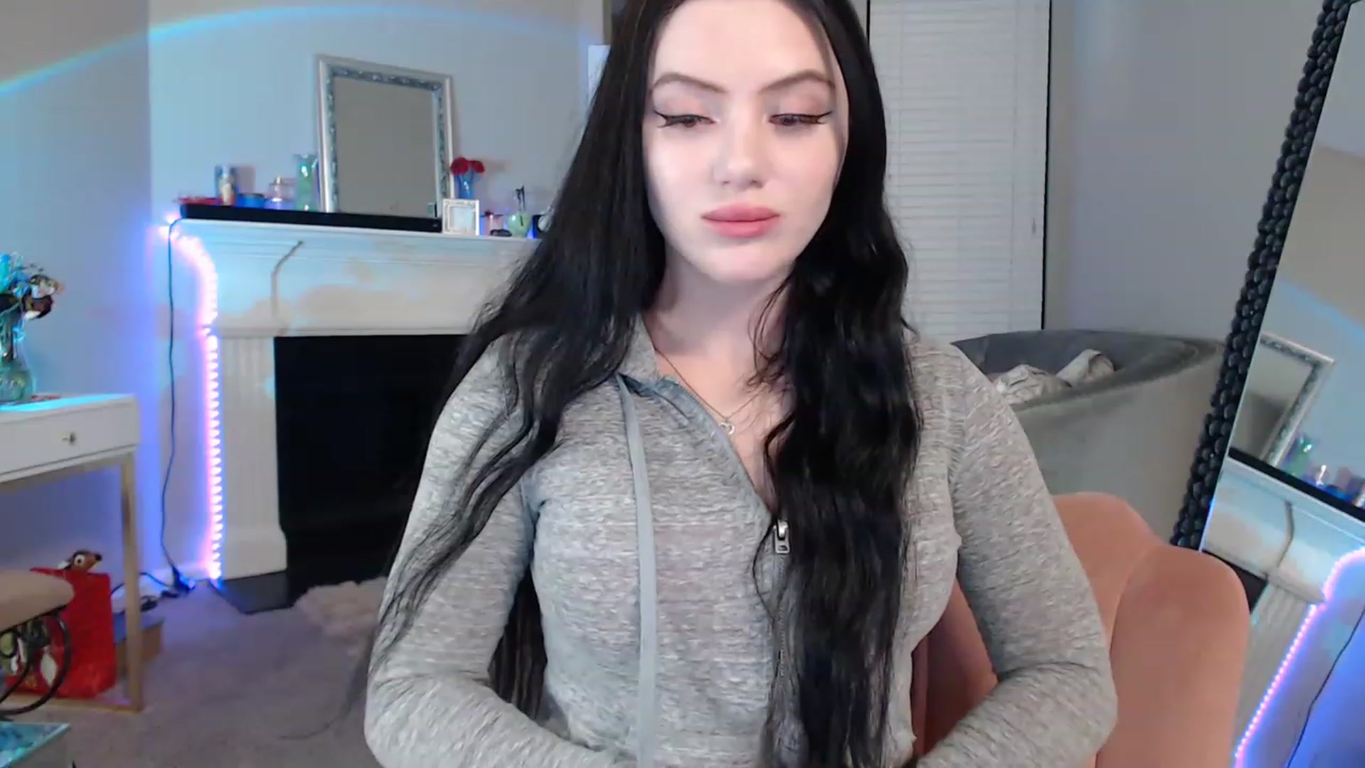 Gallery image thumbnail from Pink_Fawnnie_'s myfreecams stream on, 03/03/2023, 10:26 image 13 of 20